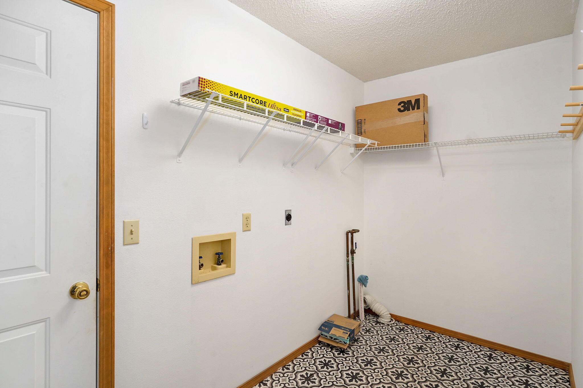 3740 West Farm Road 106 Property Photo 17