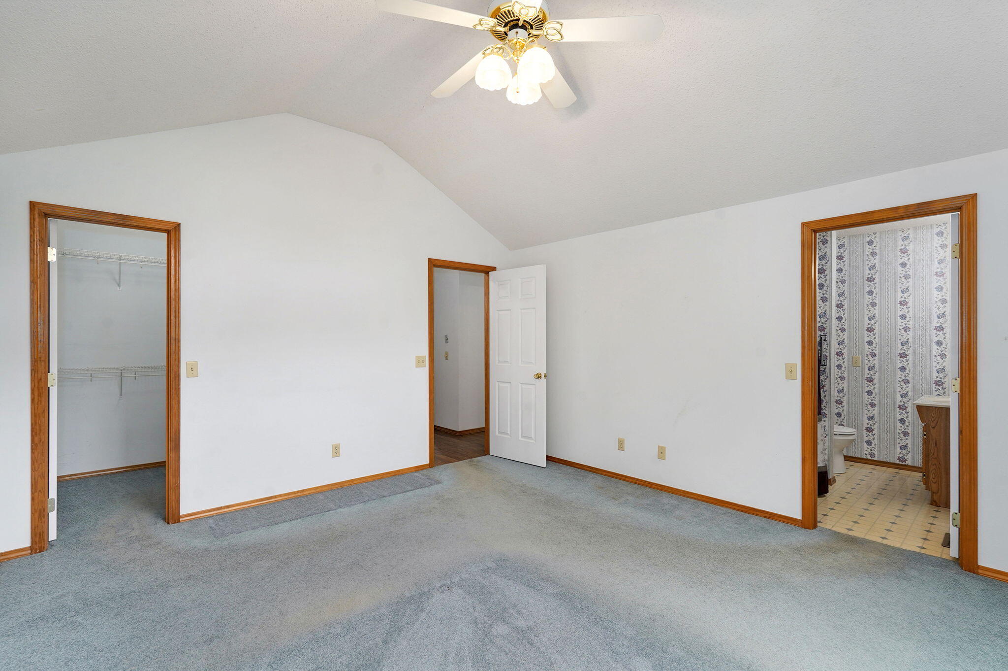 3740 West Farm Road 106 Property Photo 18