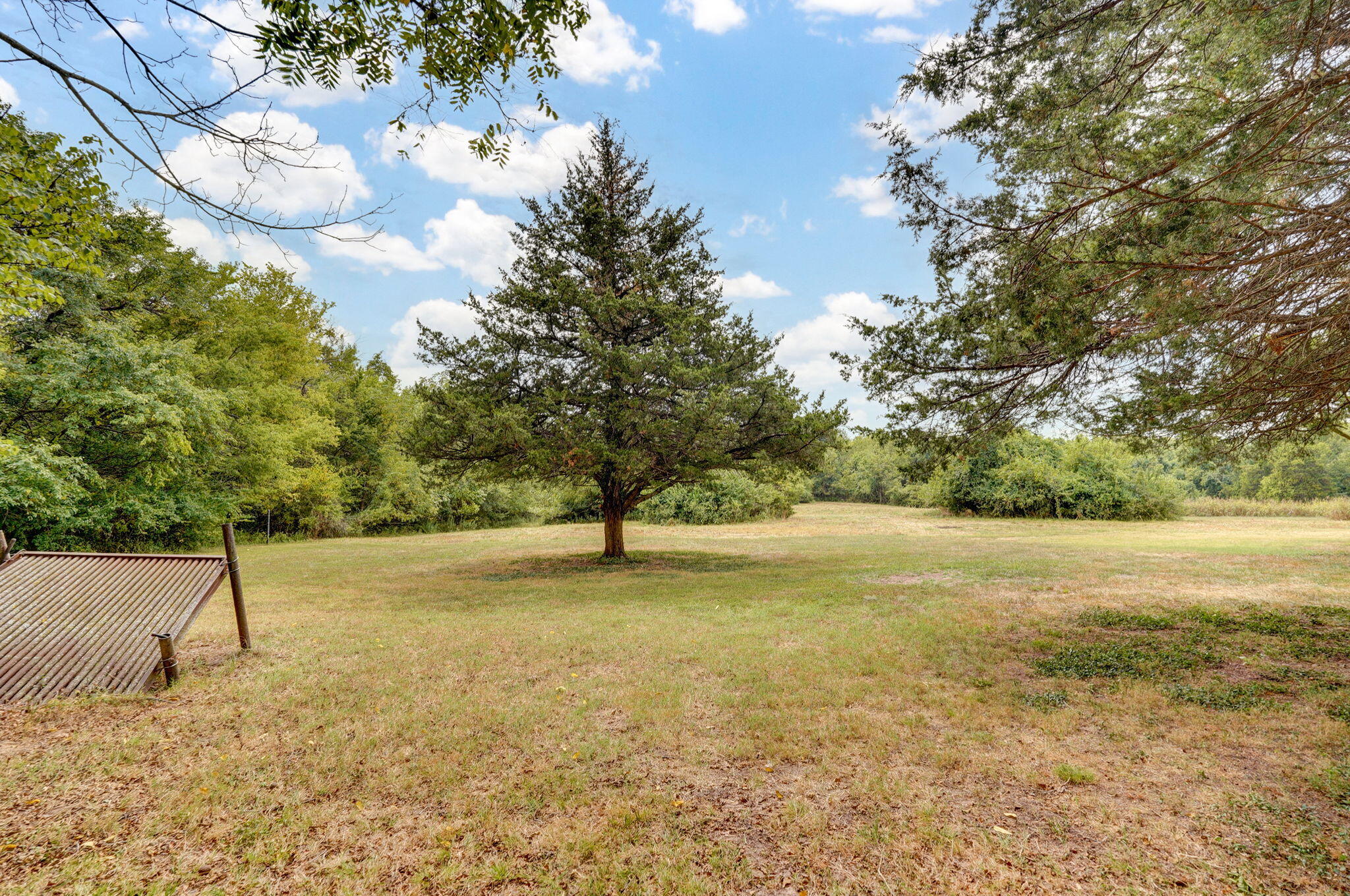 3740 West Farm Road 106 Property Photo 33