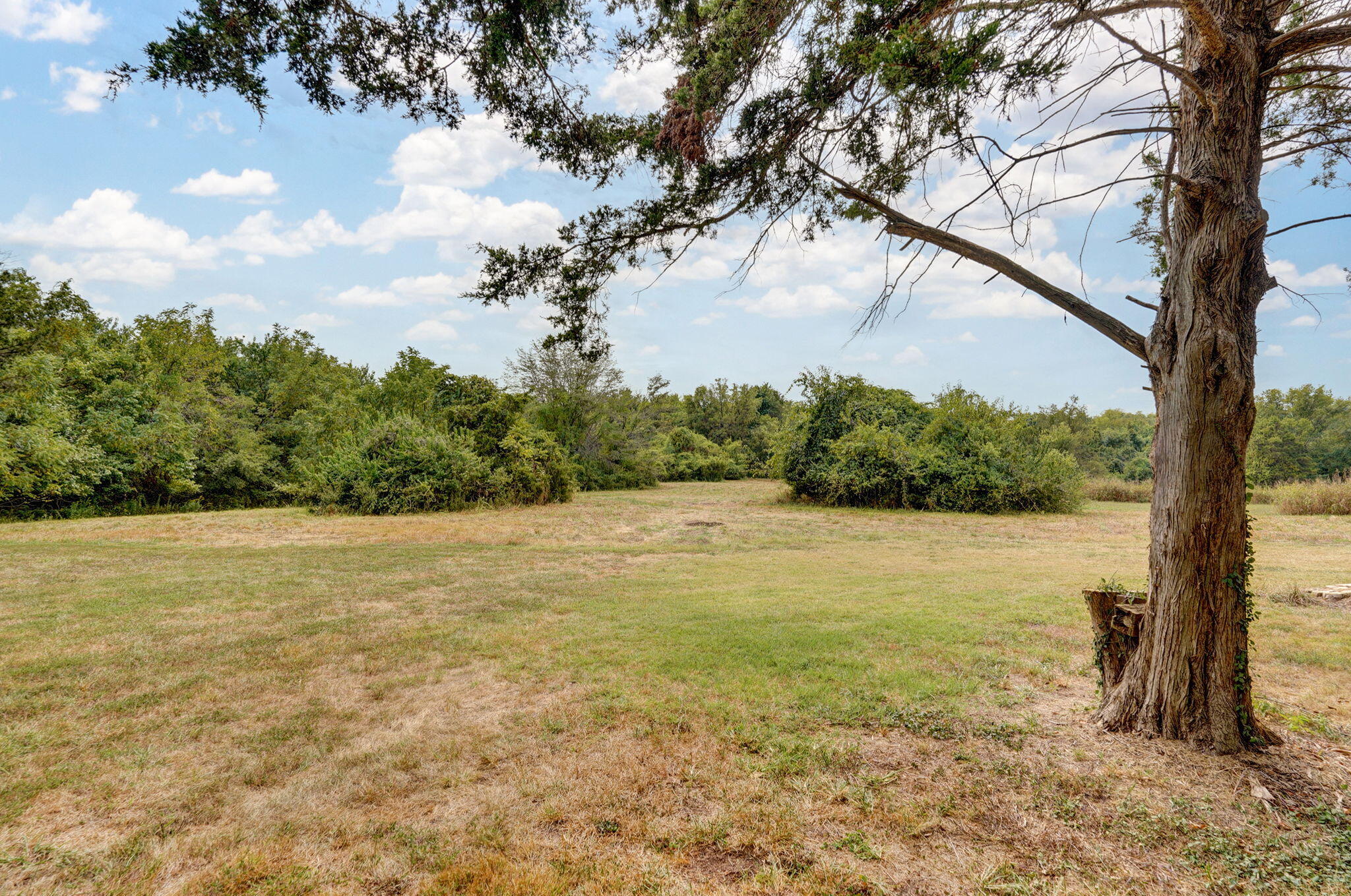 3740 West Farm Road 106 Property Photo 34