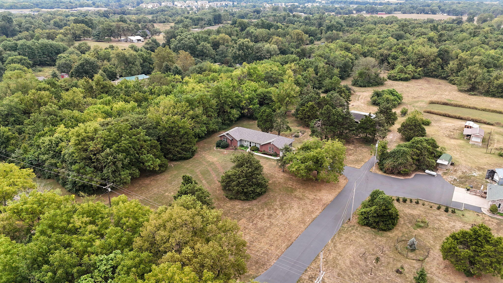 3740 West Farm Road 106 Property Photo 42