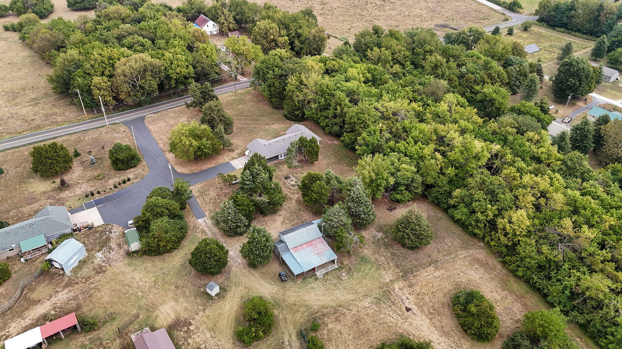 3740 West Farm Road 106 Property Photo 48