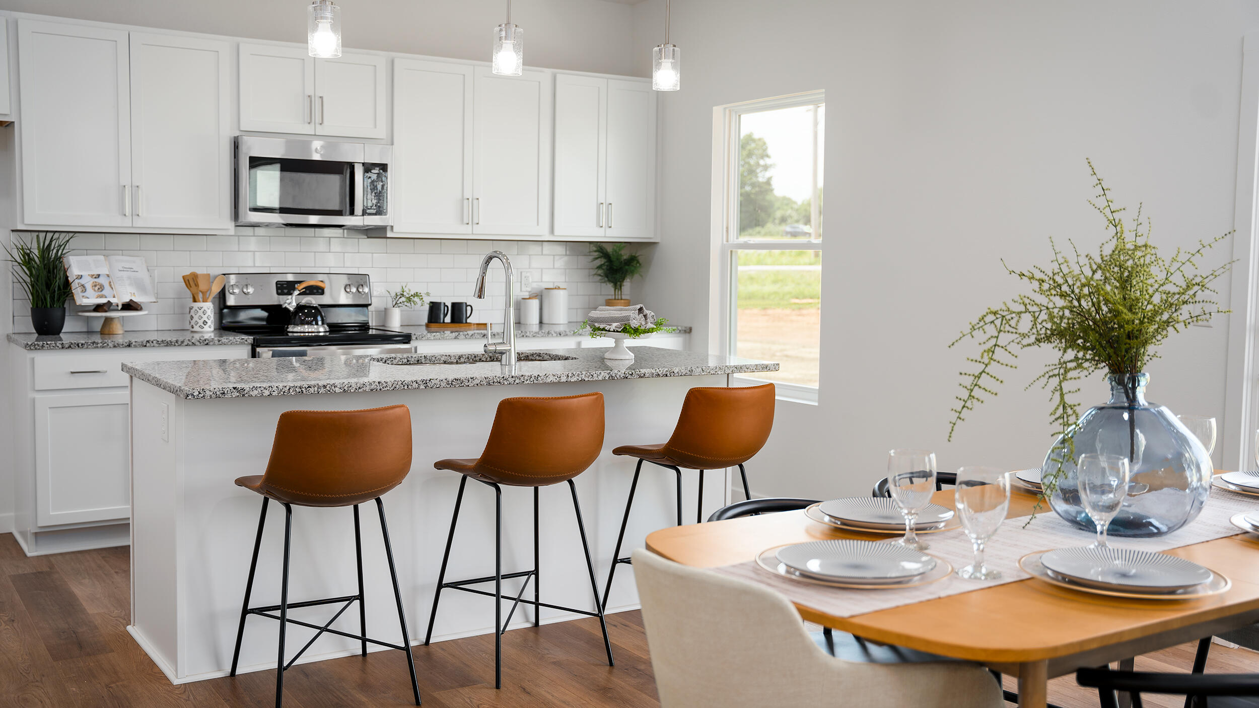 3937 East Fieldcrest Court Property Photo 3