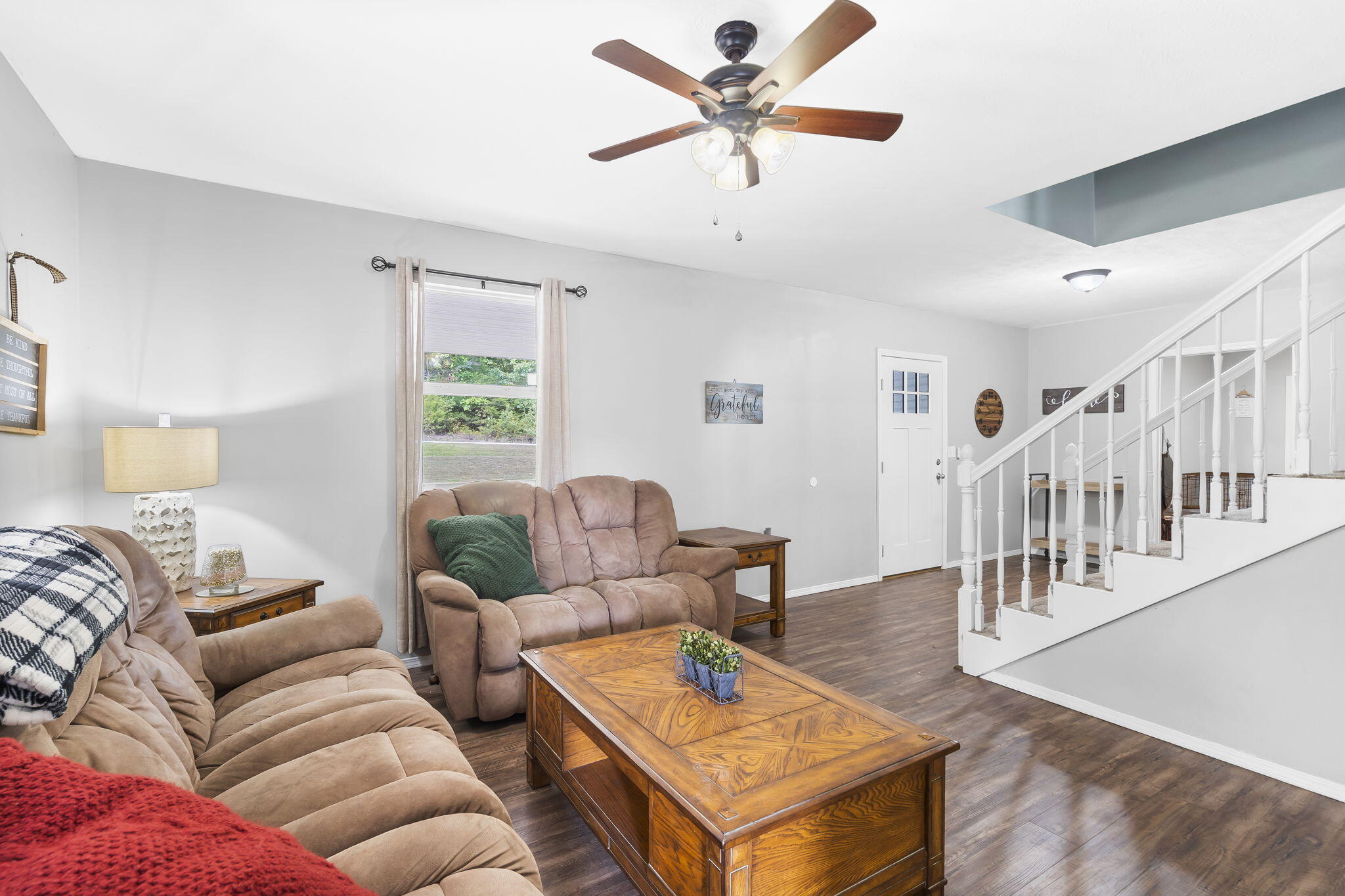 379 Lakewood Loop Property Photo 9