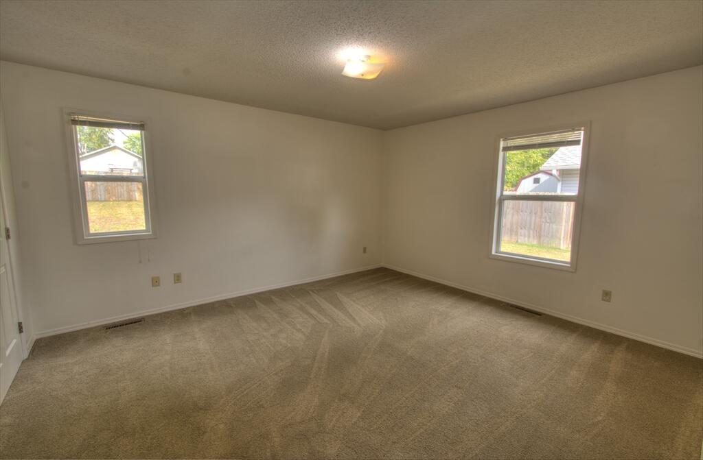 206 South Howard Street Property Photo 6