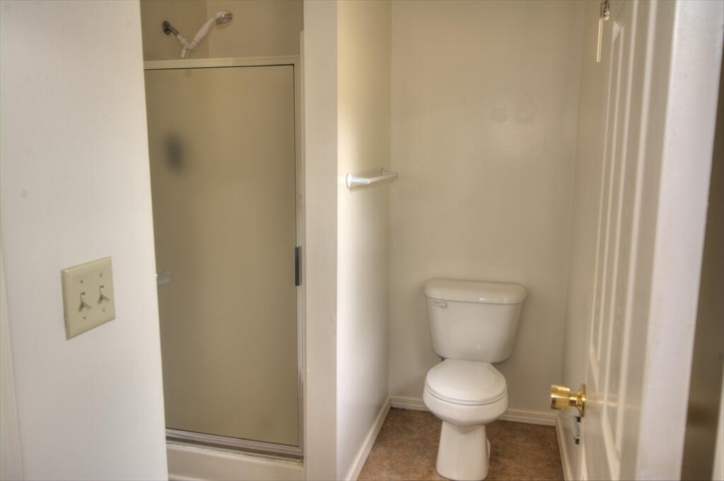 206 South Howard Street Property Photo 9