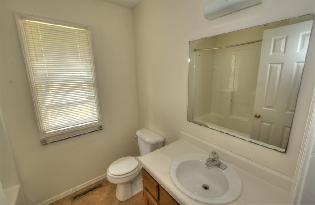 206 South Howard Street Property Photo 12