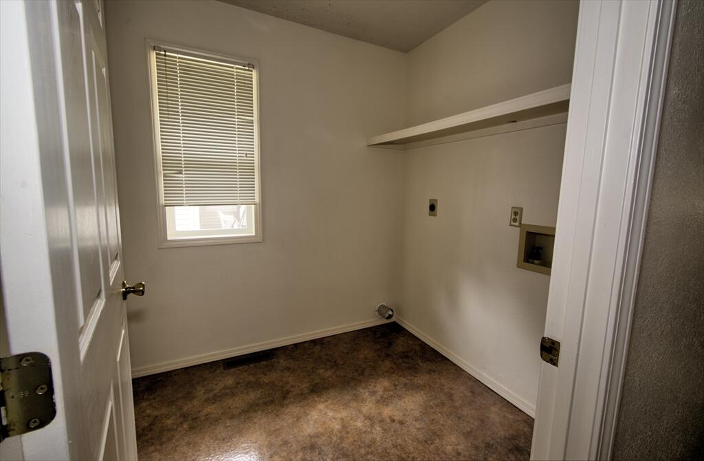 206 South Howard Street Property Photo 13