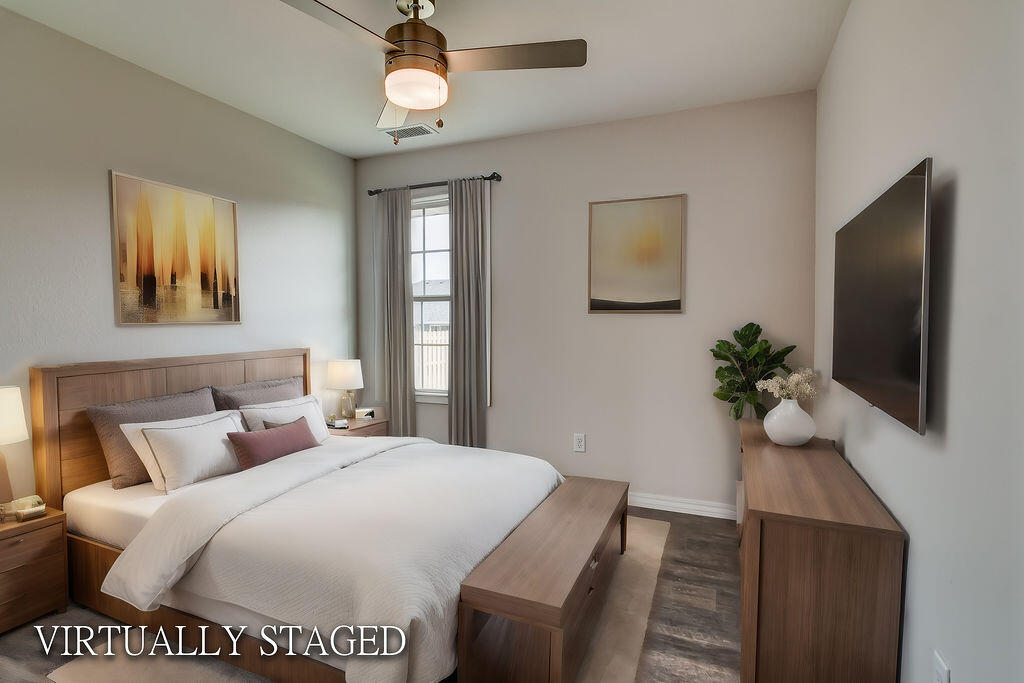 1371 North Lyon Avenue Property Photo 37