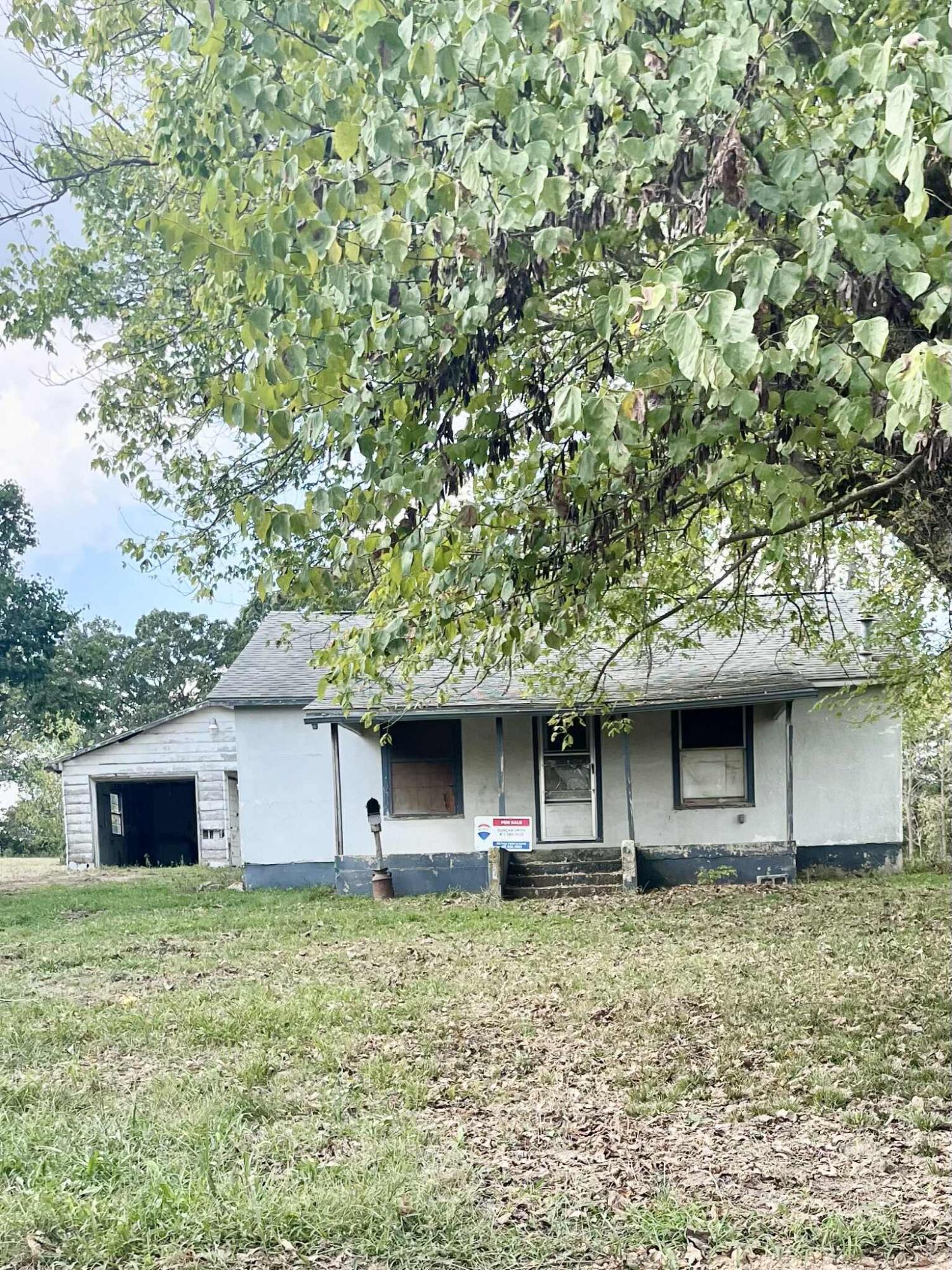 8825 Loring Rd Property Photo 2