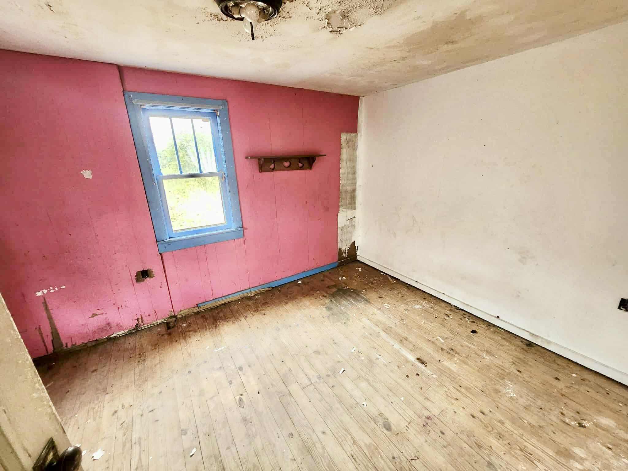 8825 Loring Rd Property Photo 10