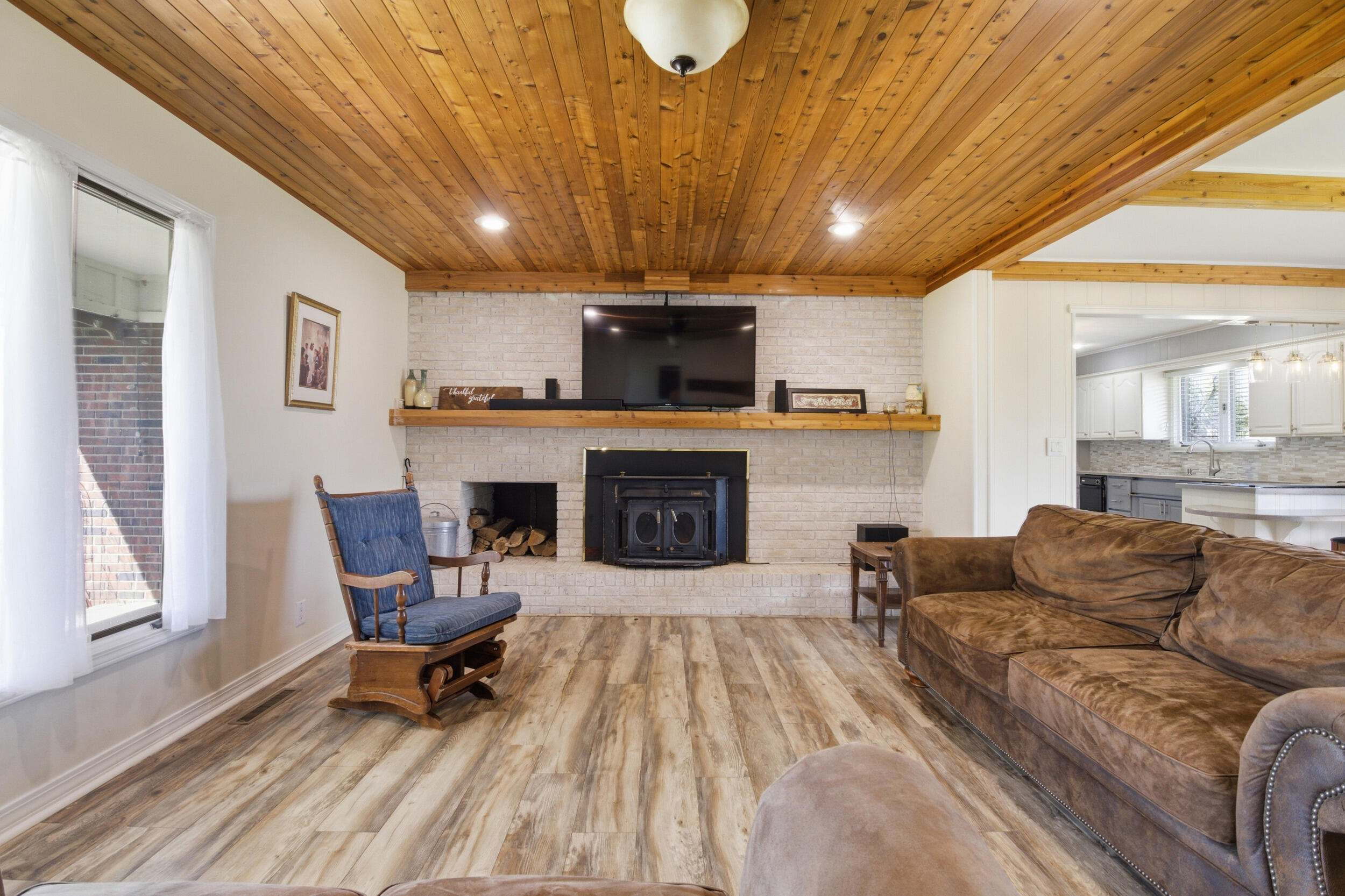 8954 Lawrence 2226 Property Photo 12