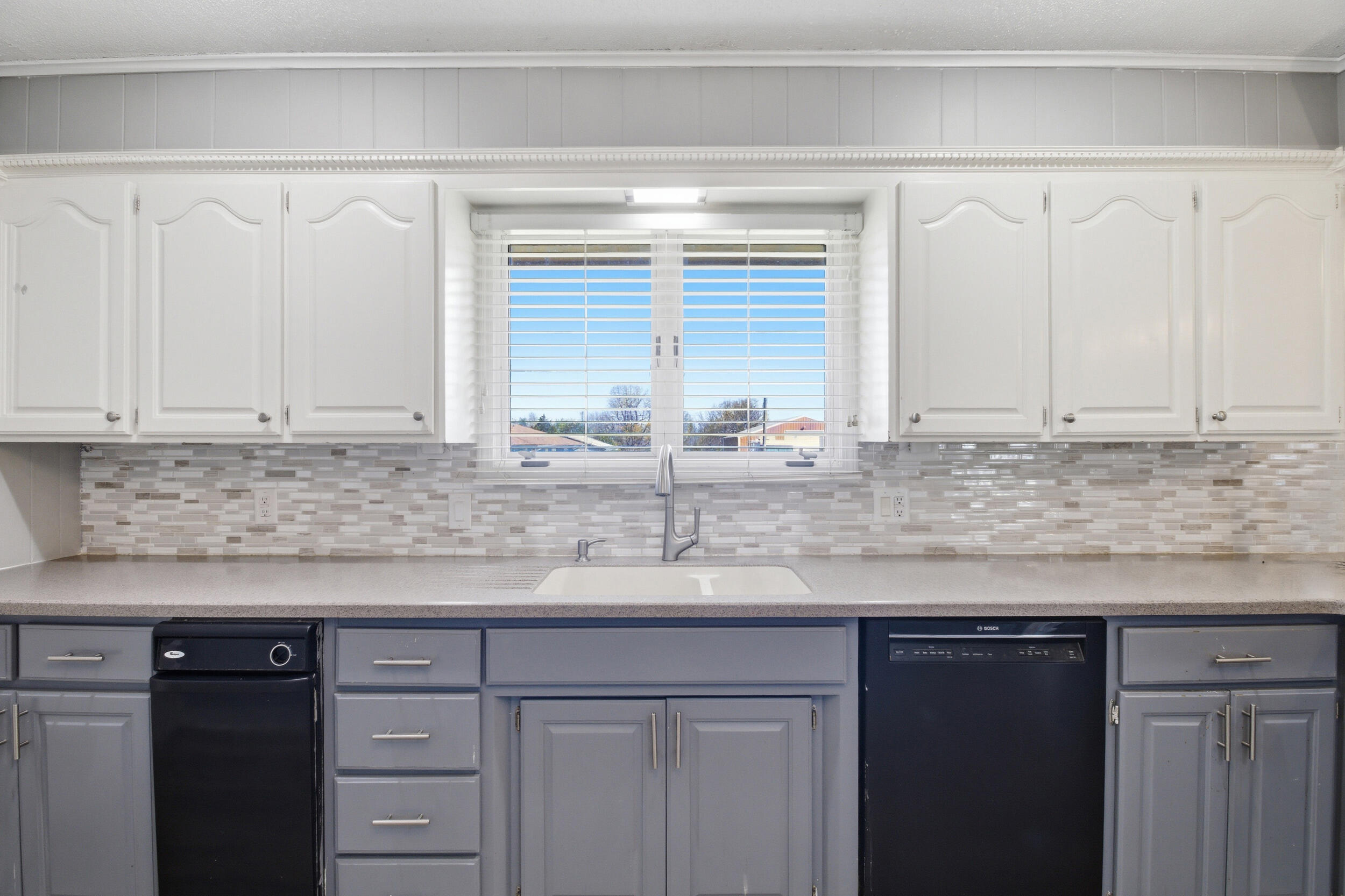 8954 Lawrence 2226 Property Photo 22