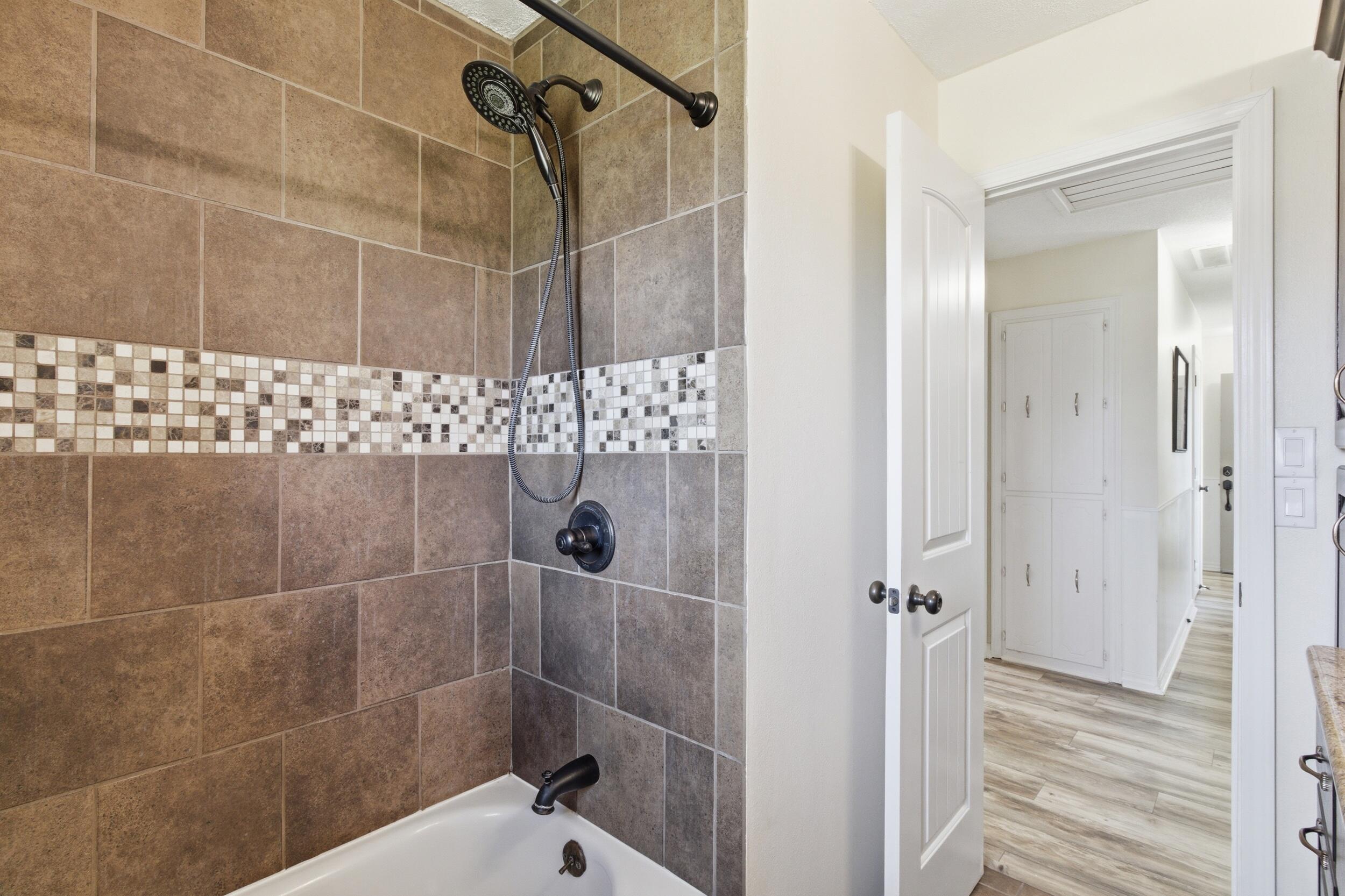 8954 Lawrence 2226 Property Photo 41