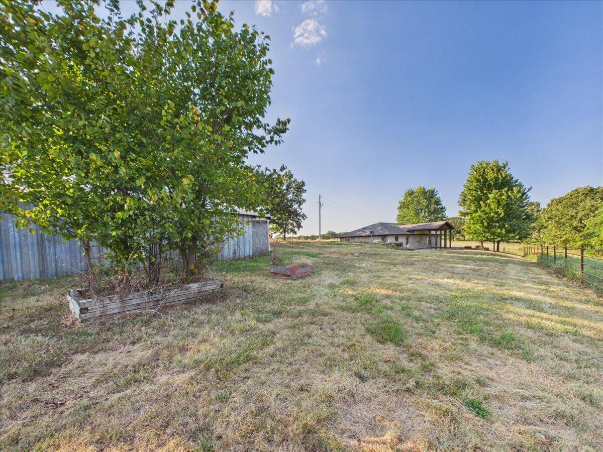 1300 Long Branch Road Property Photo 11