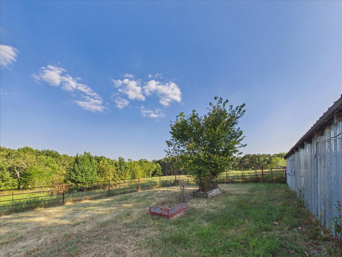 1300 Long Branch Road Property Photo 13