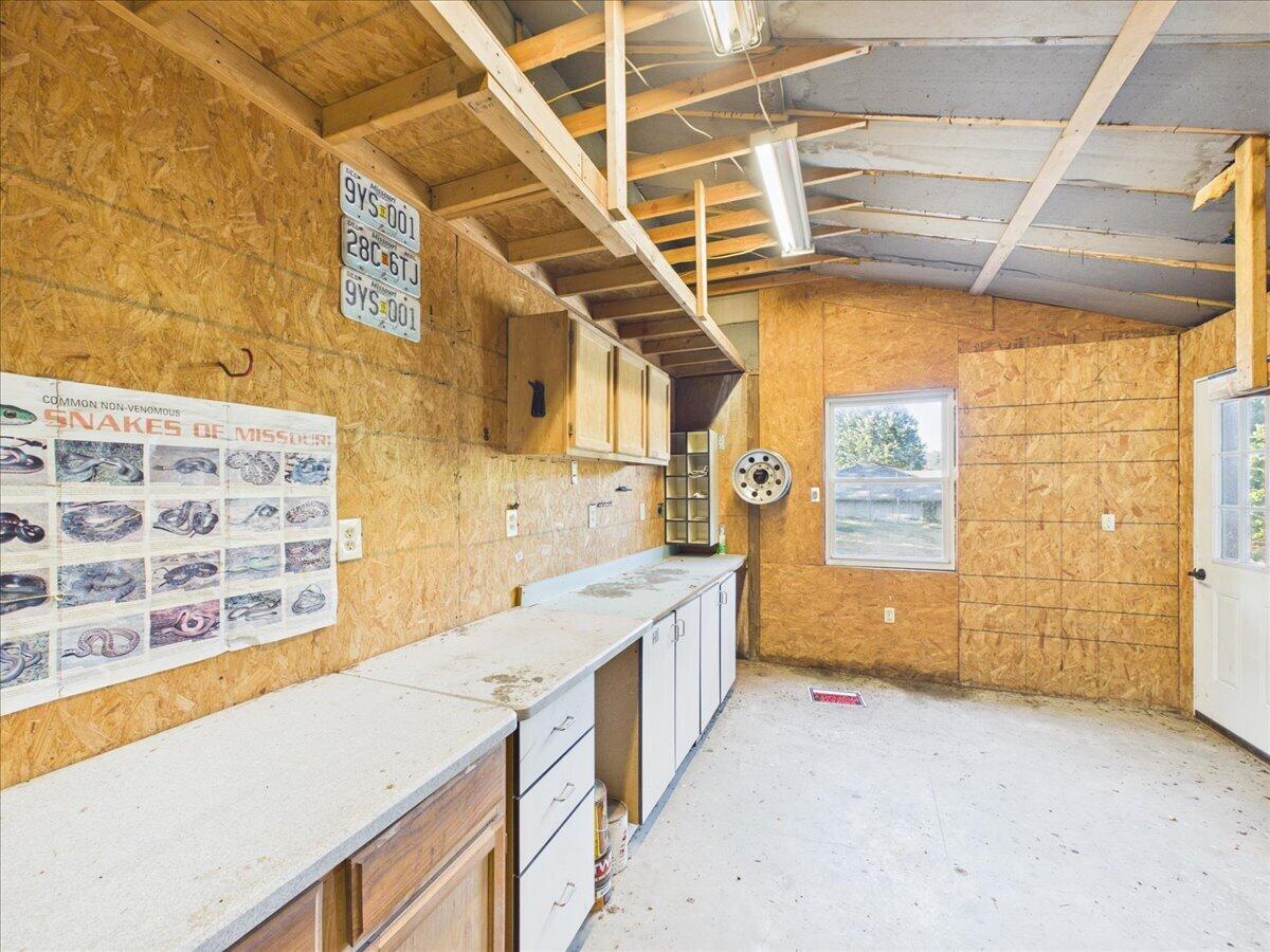1300 Long Branch Road Property Photo 19