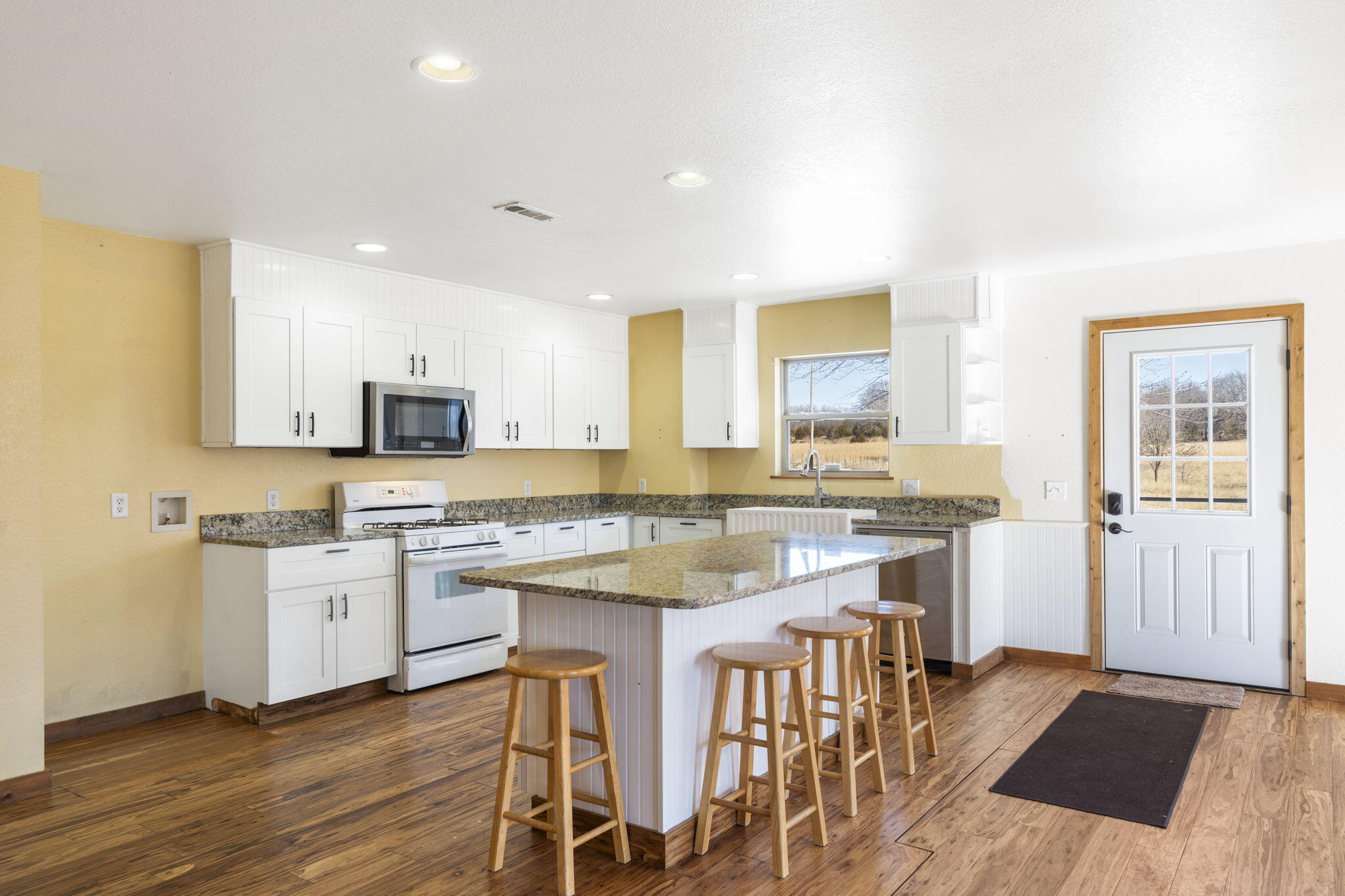 1300 Long Branch Road Property Photo 25