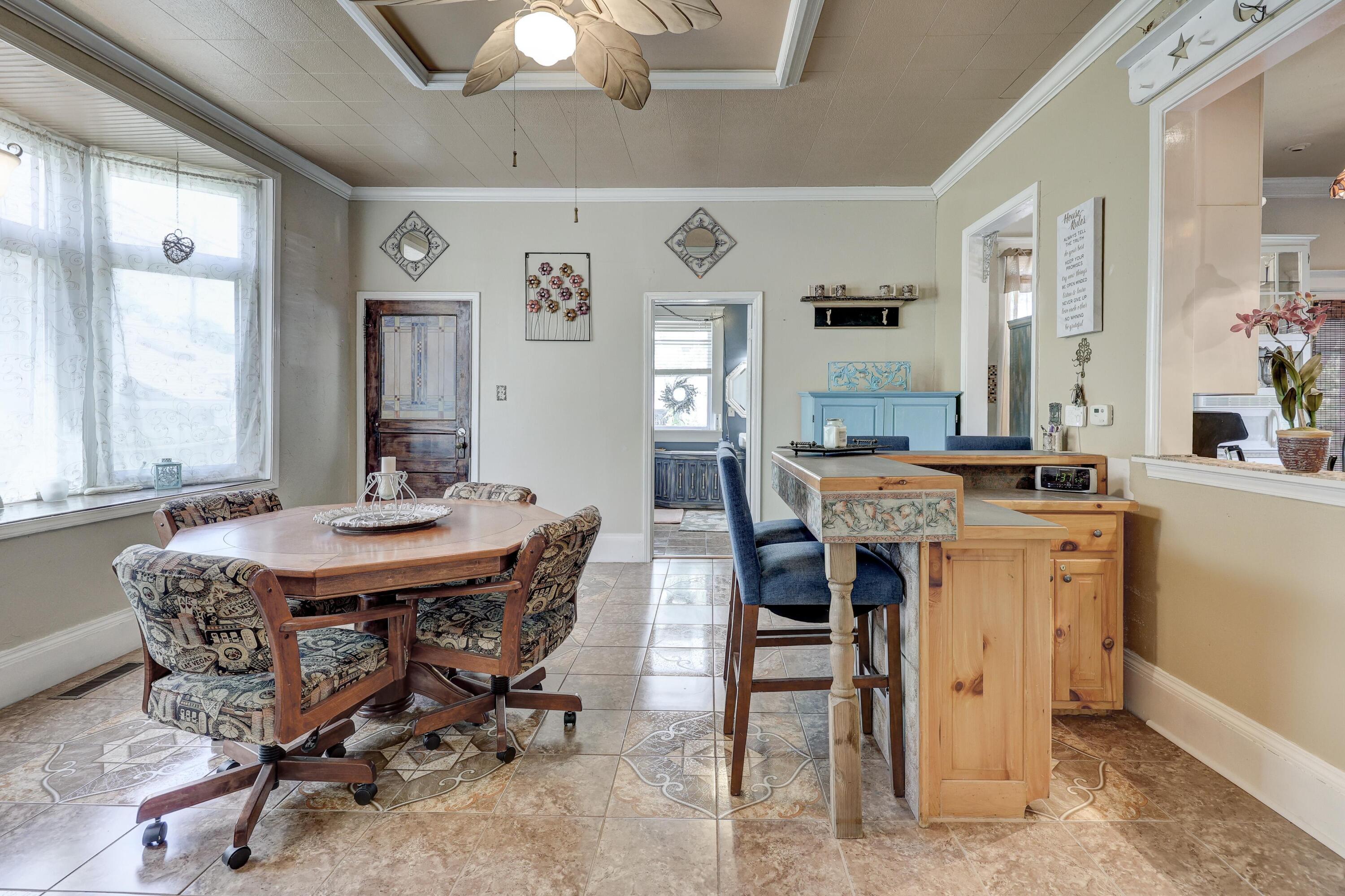 102 South Moffet Avenue Property Photo 23