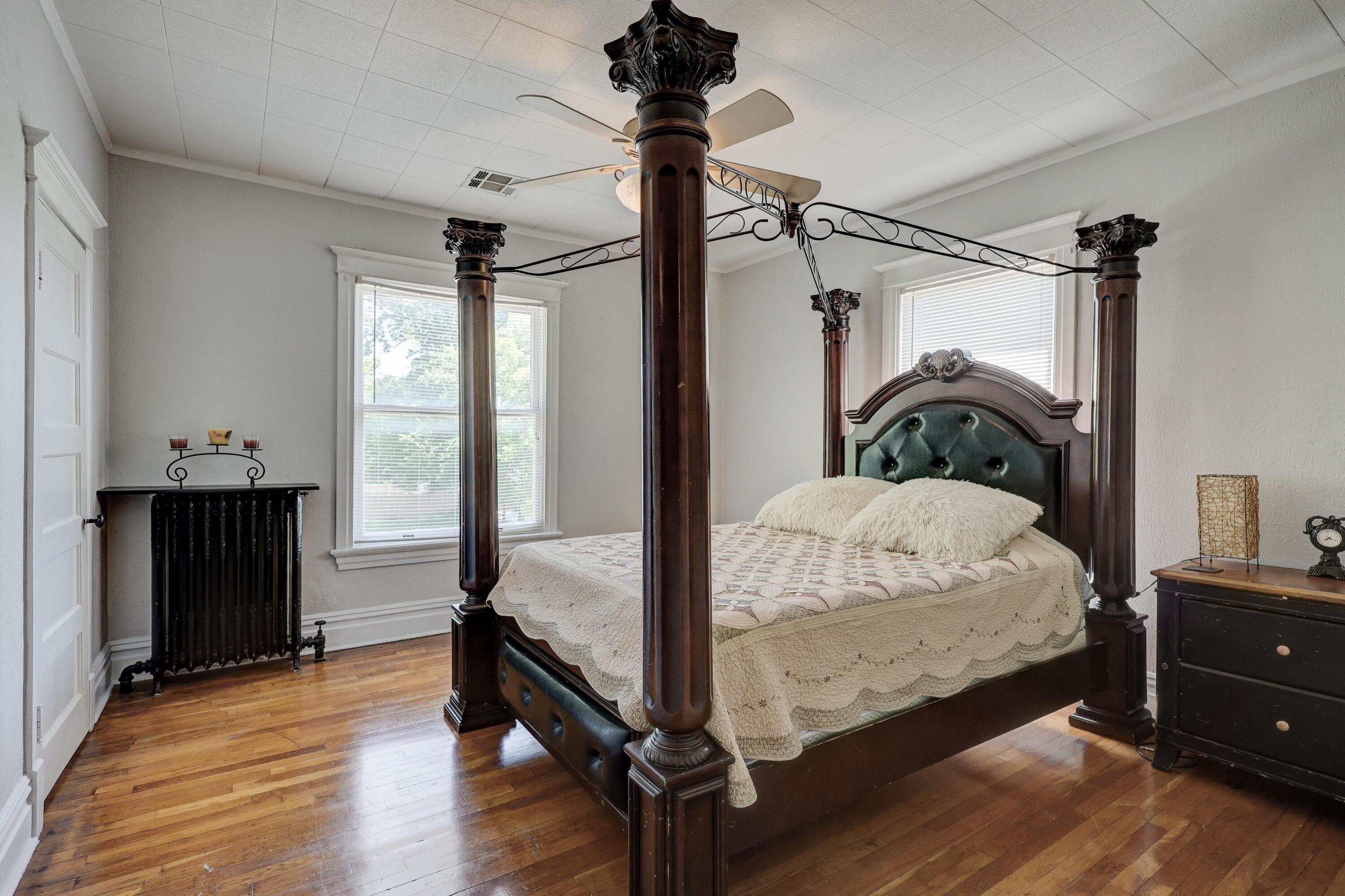 102 South Moffet Avenue Property Photo 35