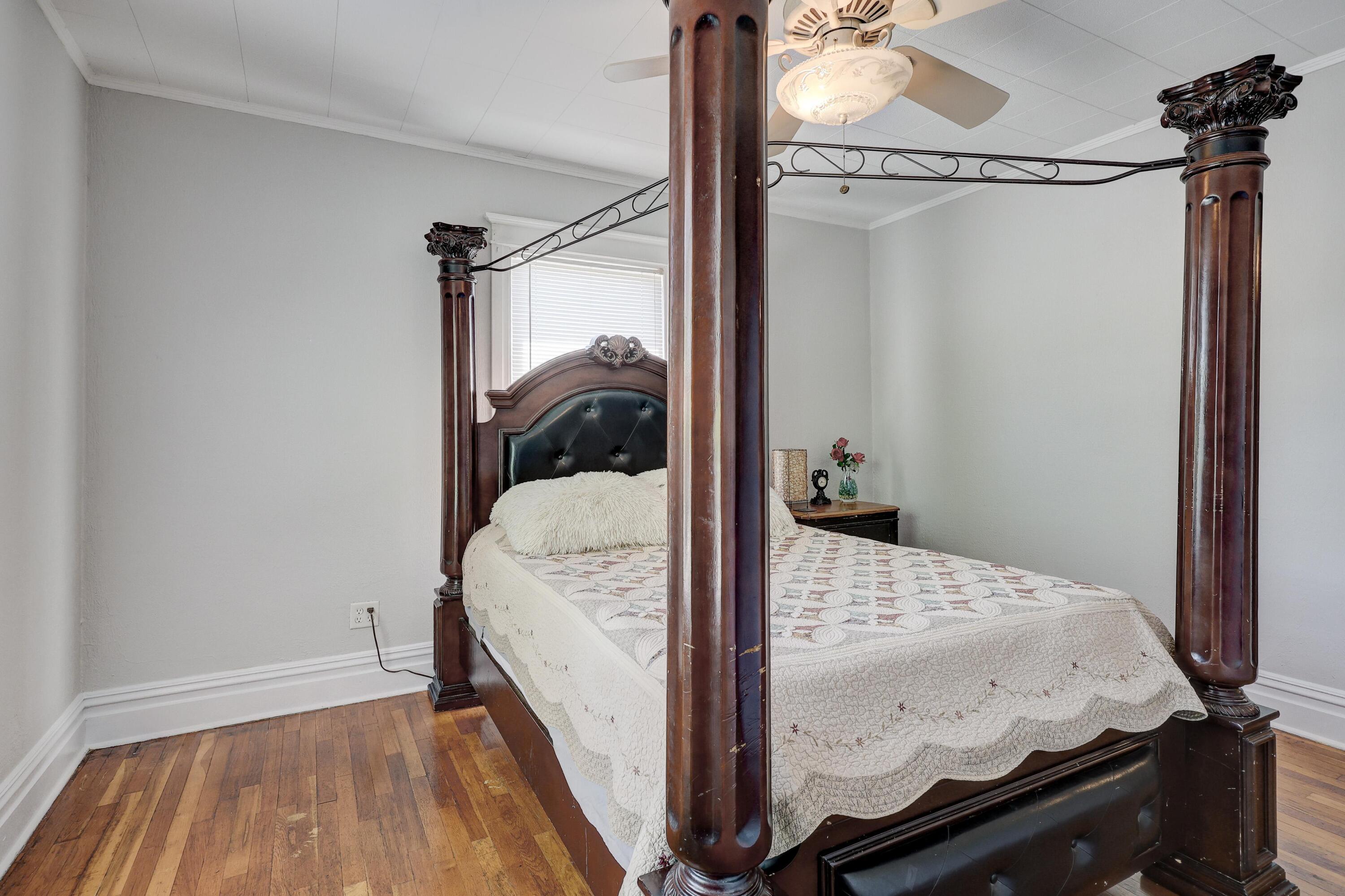 102 South Moffet Avenue Property Photo 36