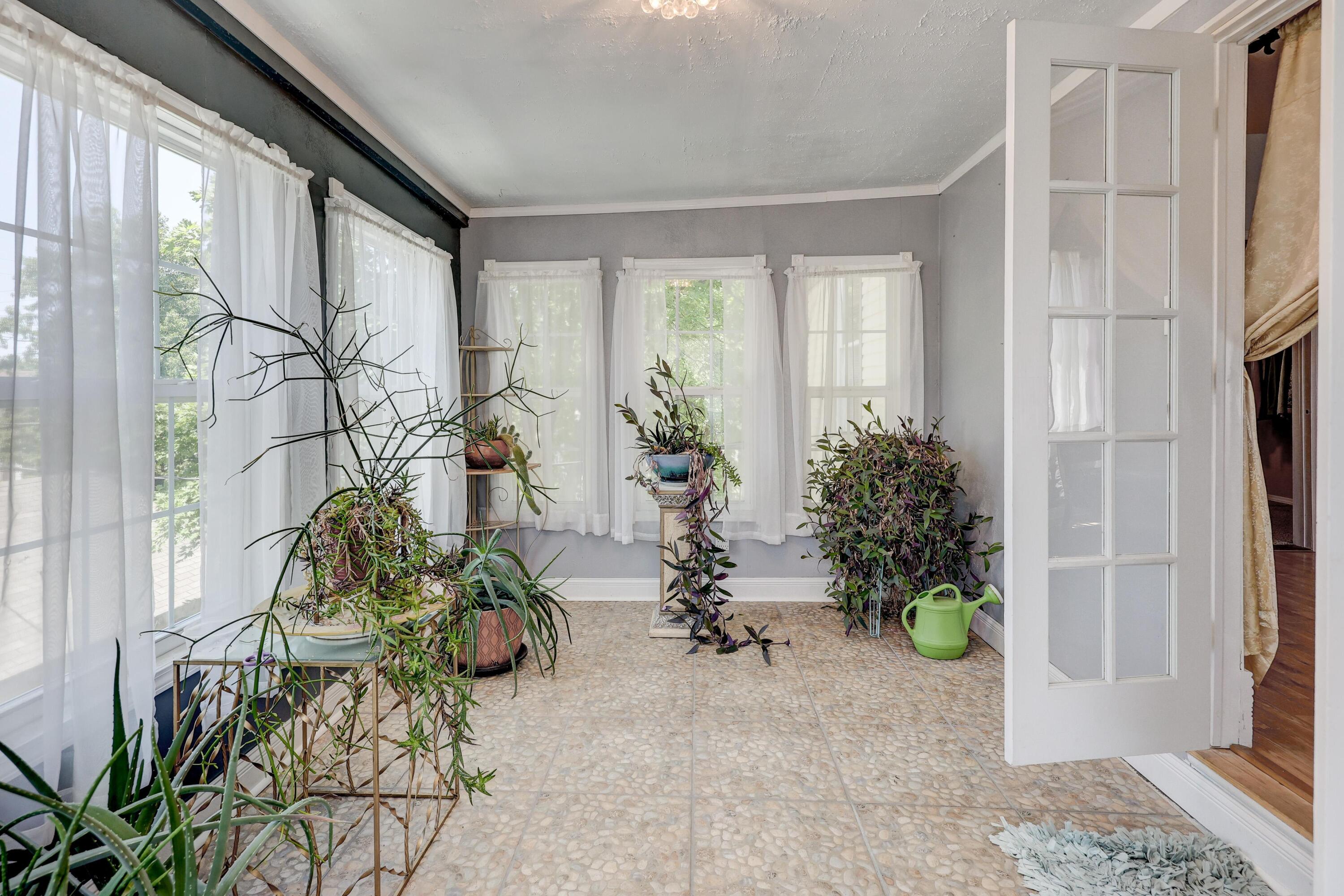 102 South Moffet Avenue Property Photo 42