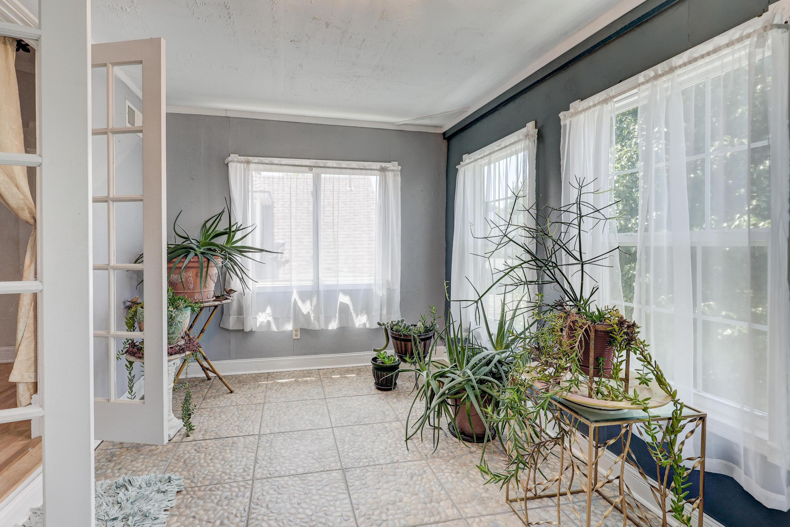 102 South Moffet Avenue Property Photo 43