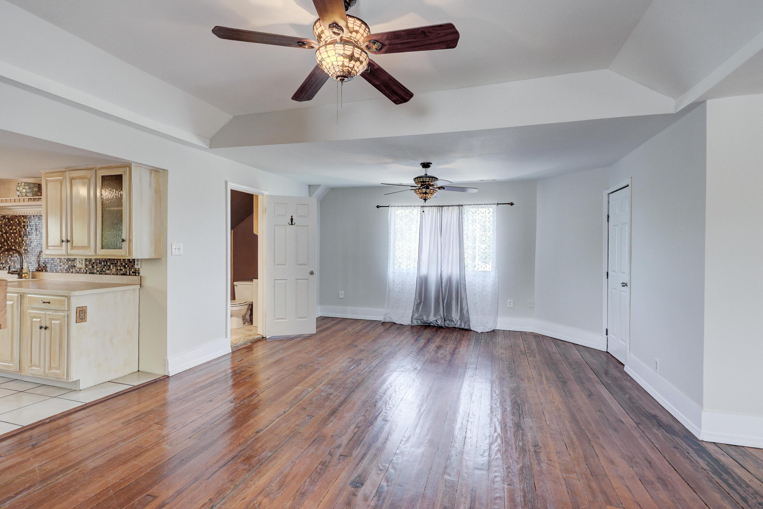 102 South Moffet Avenue Property Photo 47