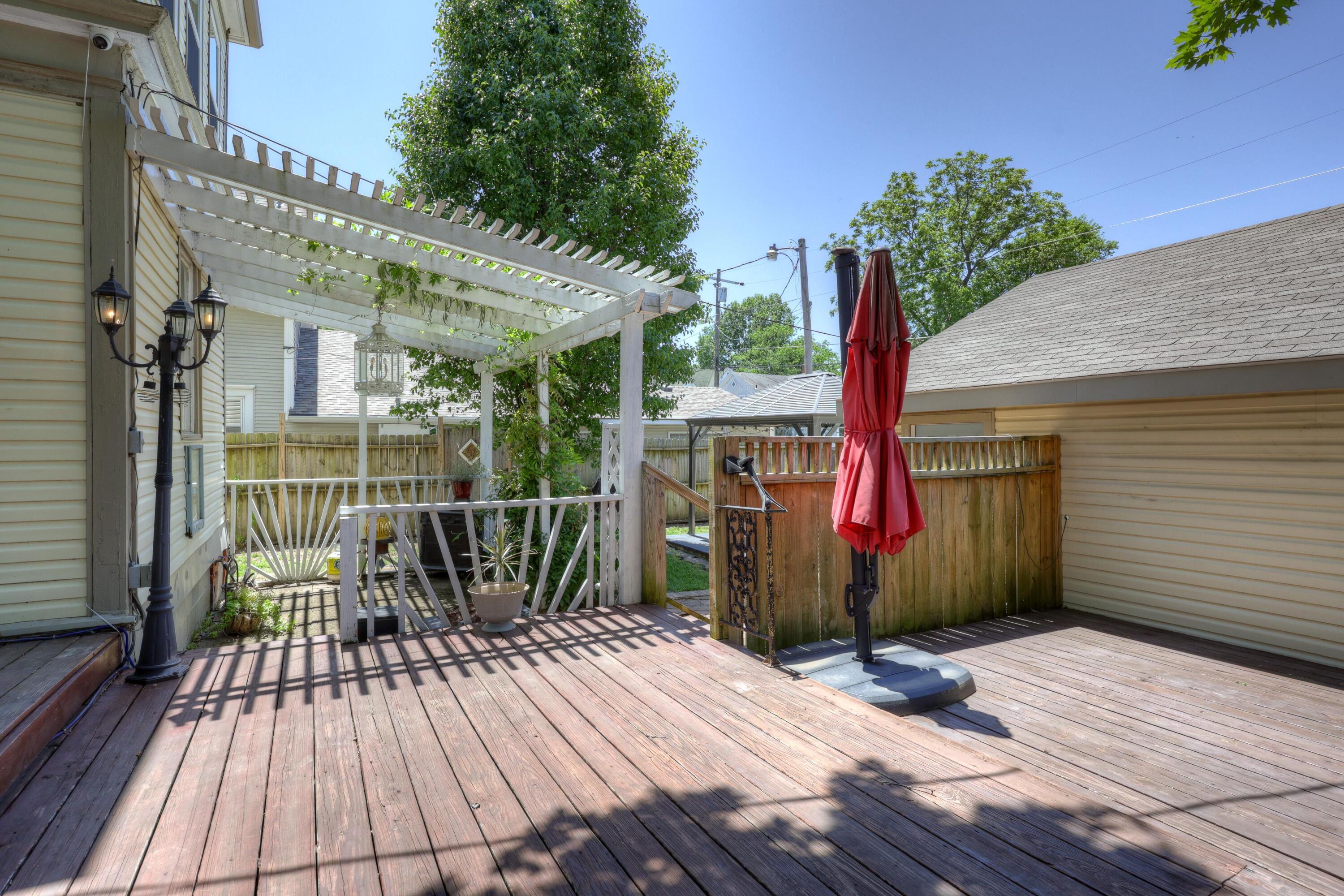 102 South Moffet Avenue Property Photo 65