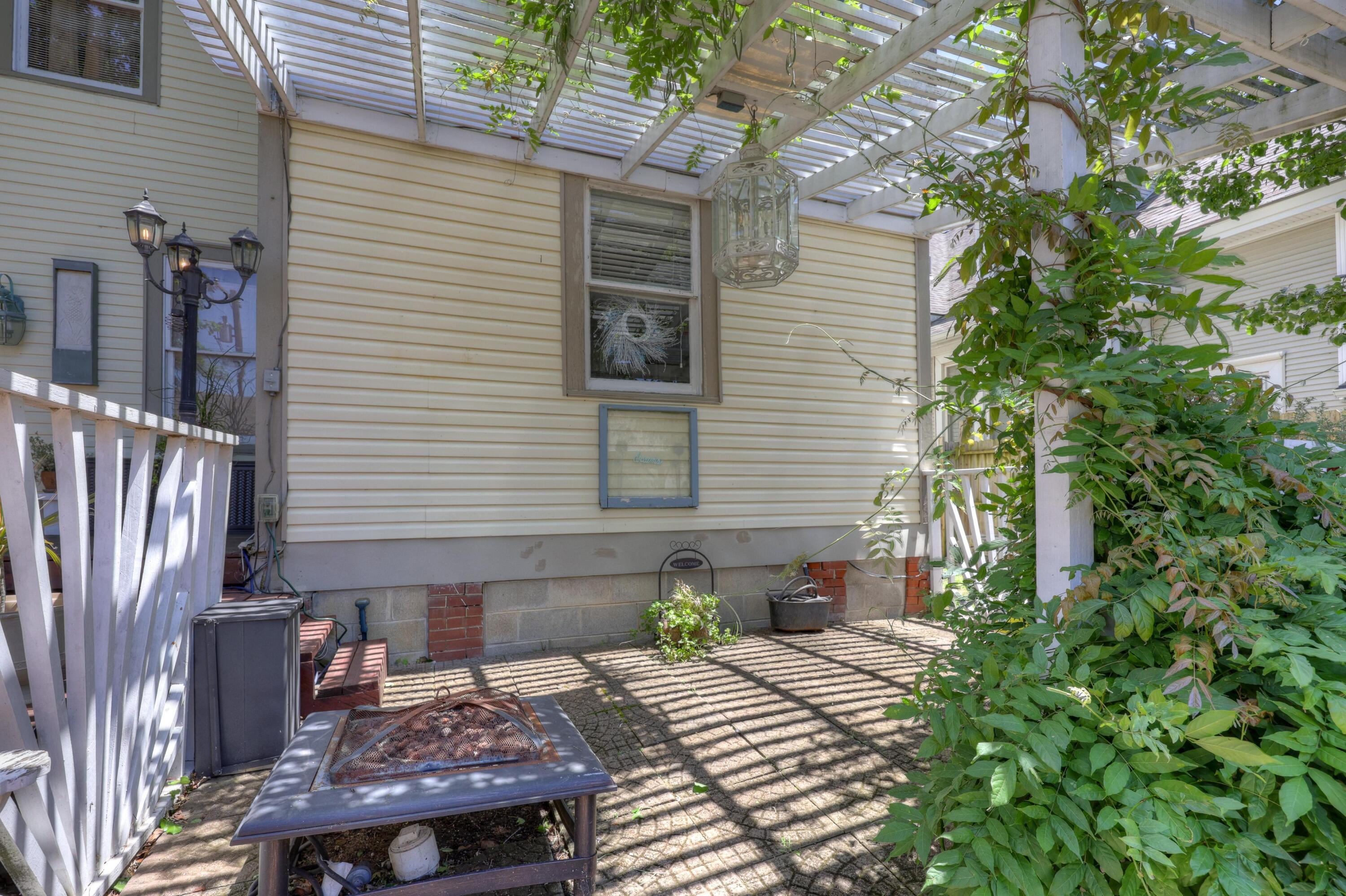 102 South Moffet Avenue Property Photo 69