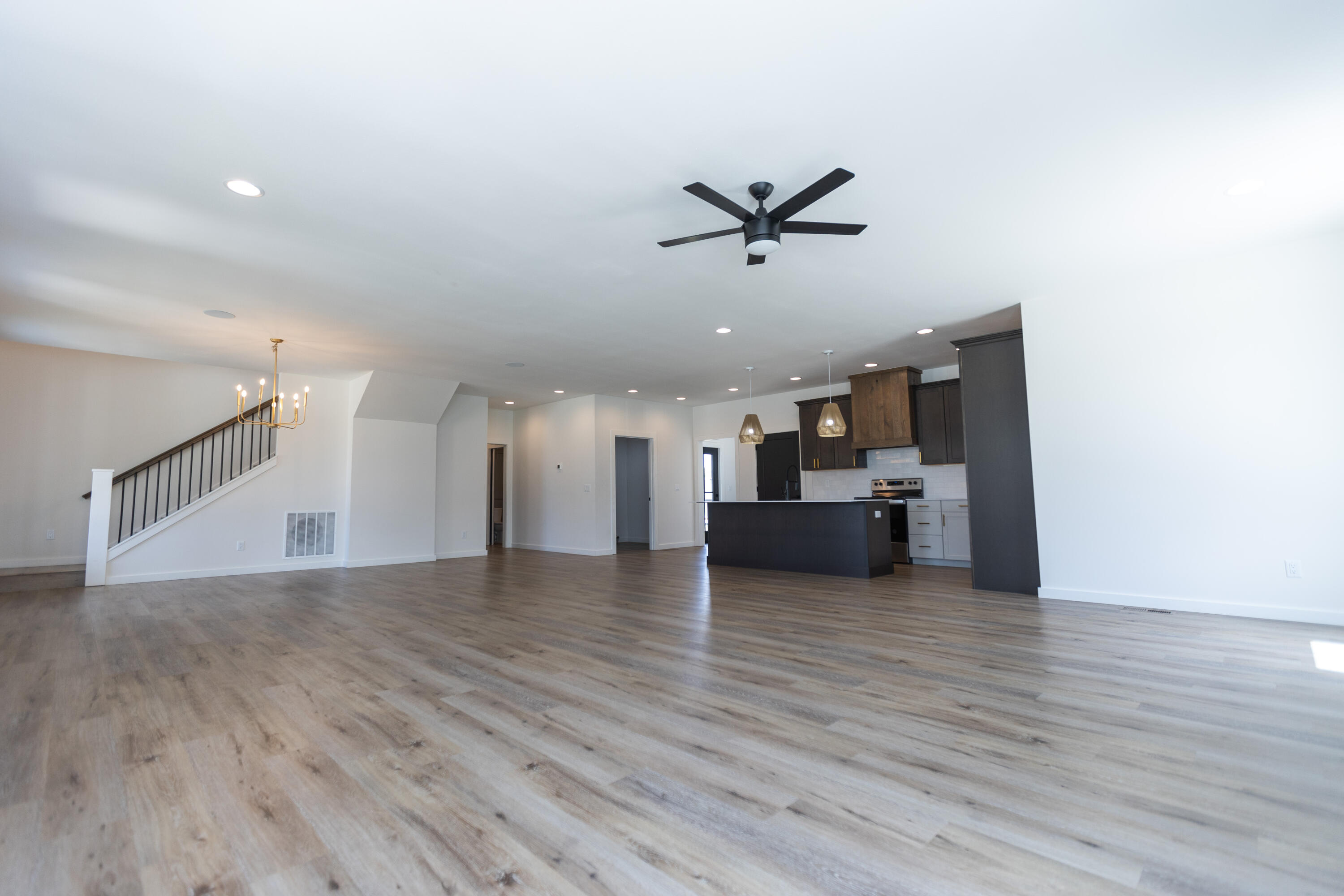 970 East Valley Trail Drive Property Photo 6