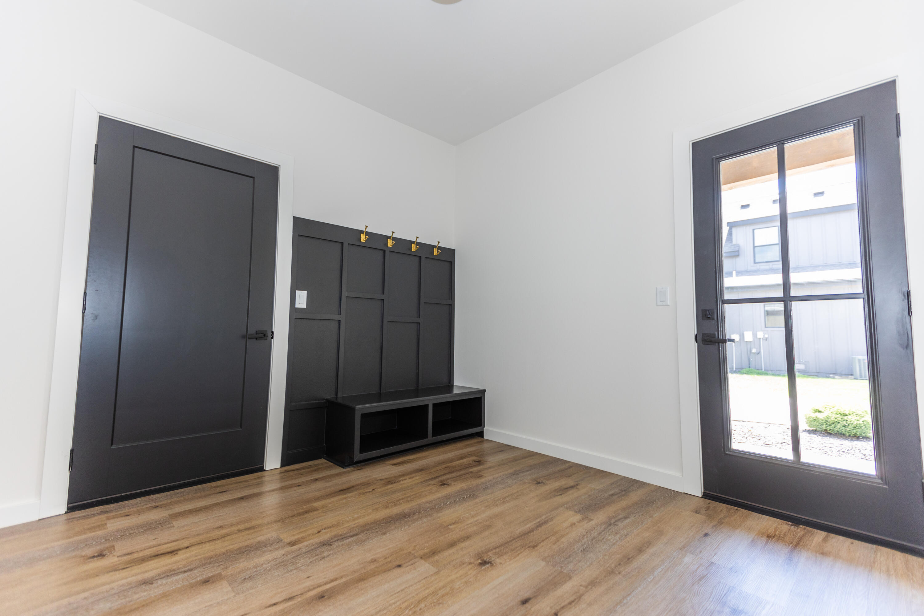 970 East Valley Trail Drive Property Photo 8