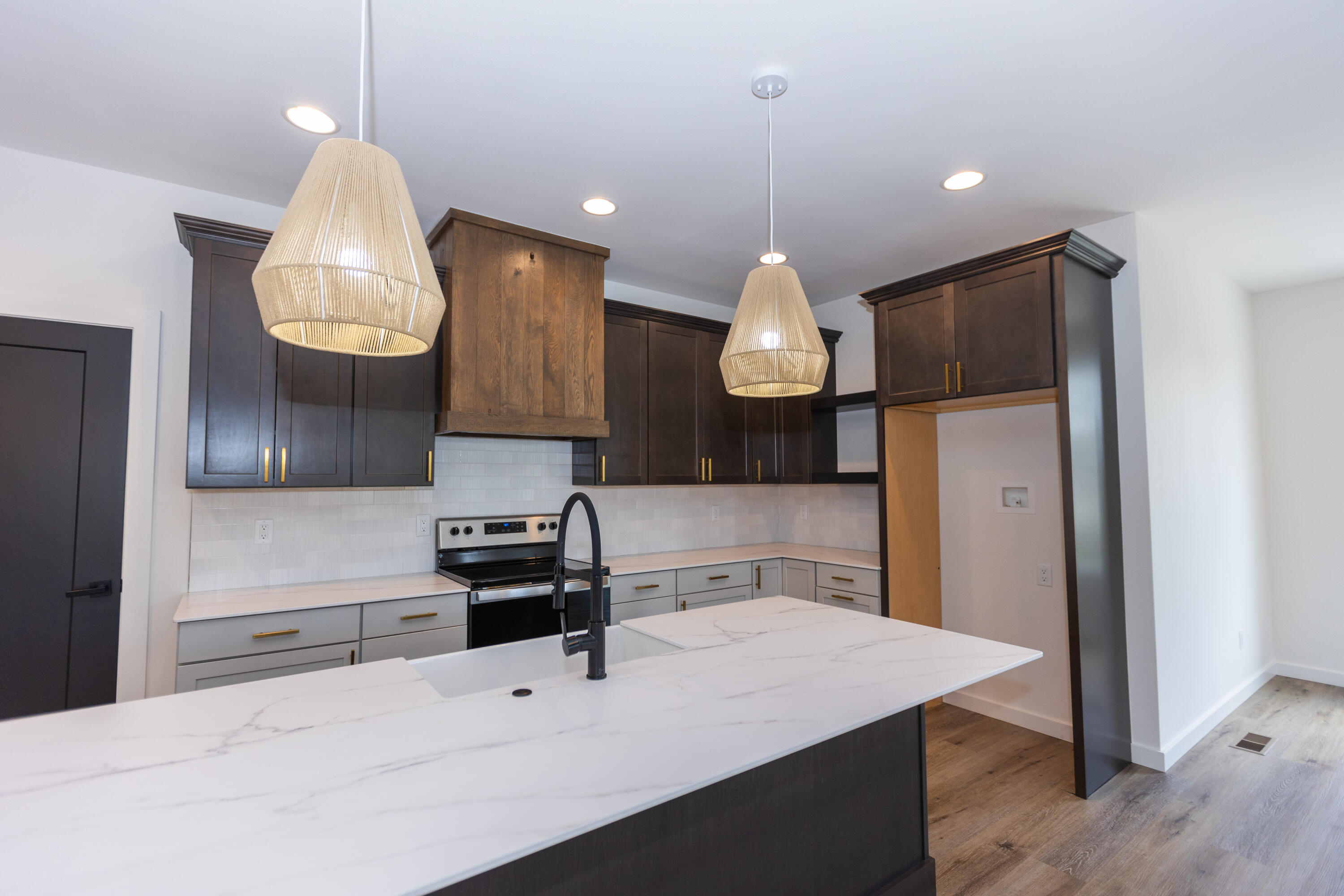 970 East Valley Trail Drive Property Photo 11