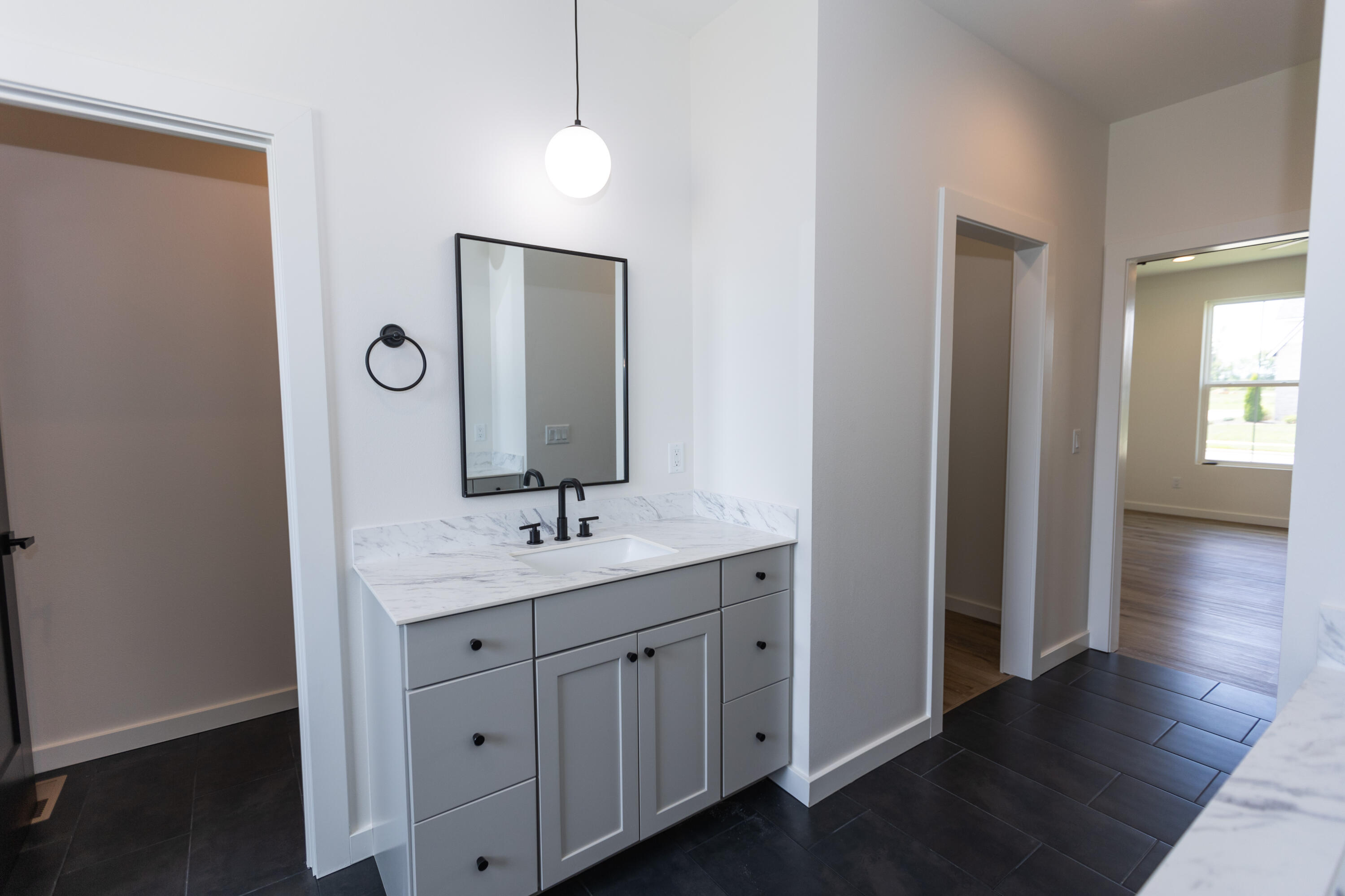 970 East Valley Trail Drive Property Photo 20