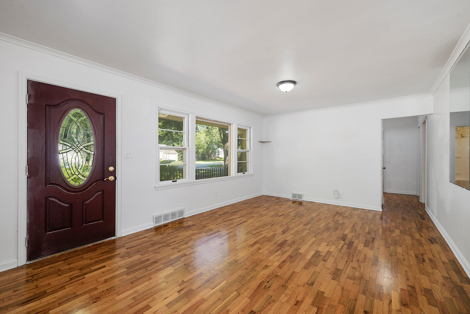 2128 South Glendale Avenue Property Photo 7