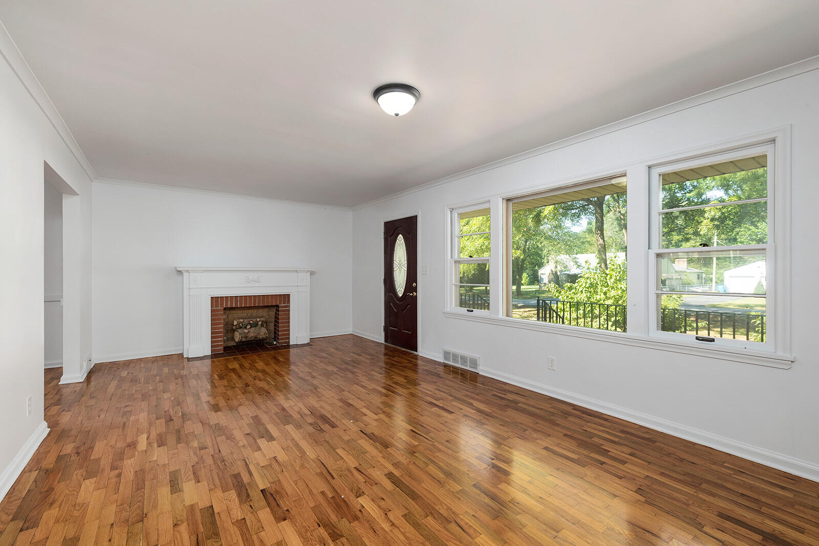 2128 South Glendale Avenue Property Photo 8