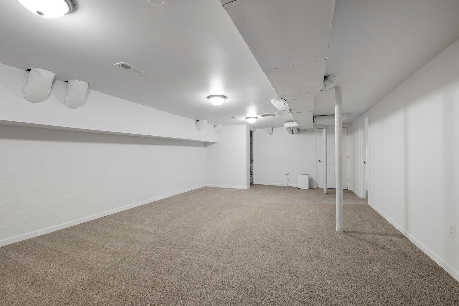 2128 South Glendale Avenue Property Photo 25