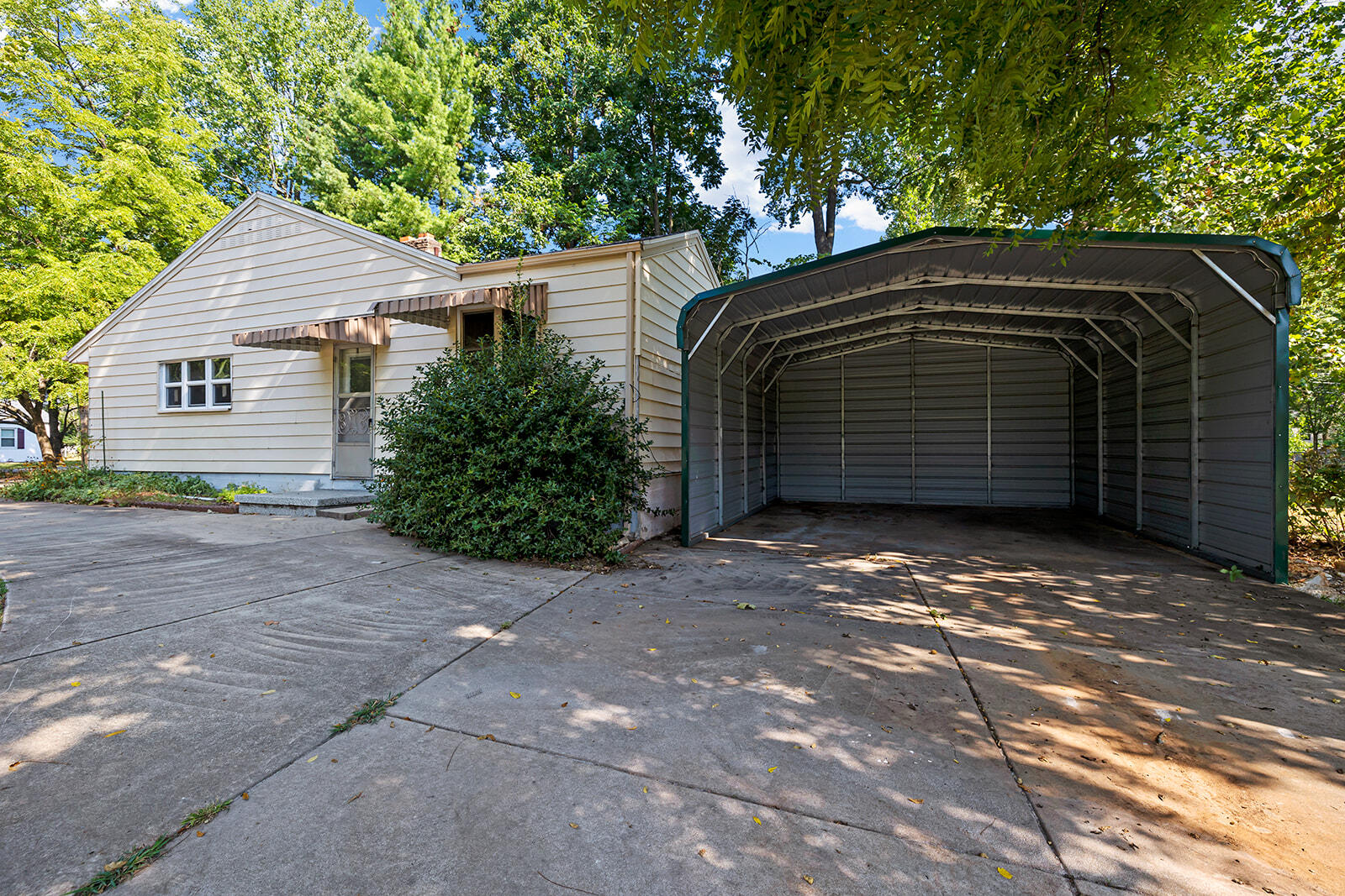 2128 South Glendale Avenue Property Photo 35