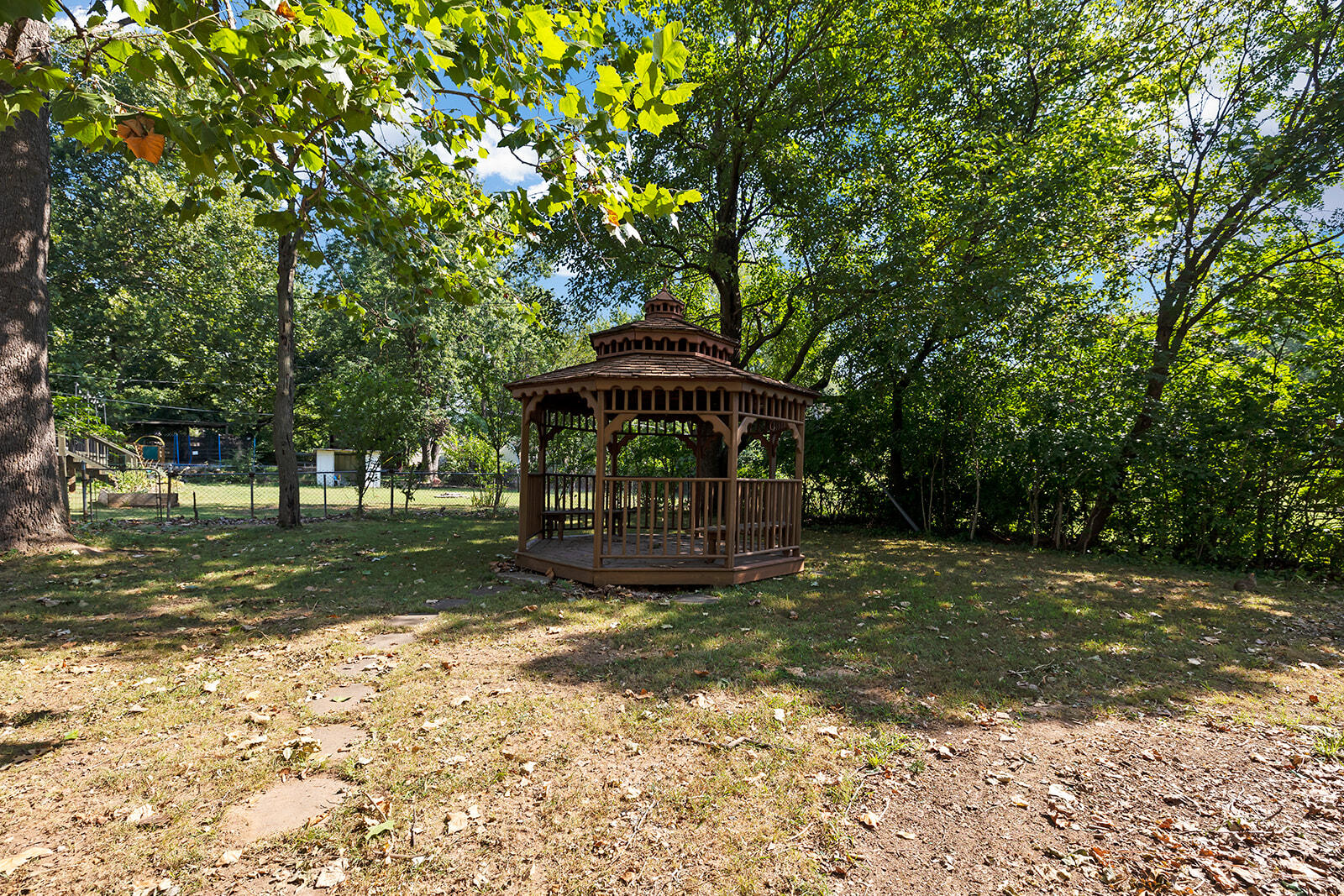 2128 South Glendale Avenue Property Photo 37