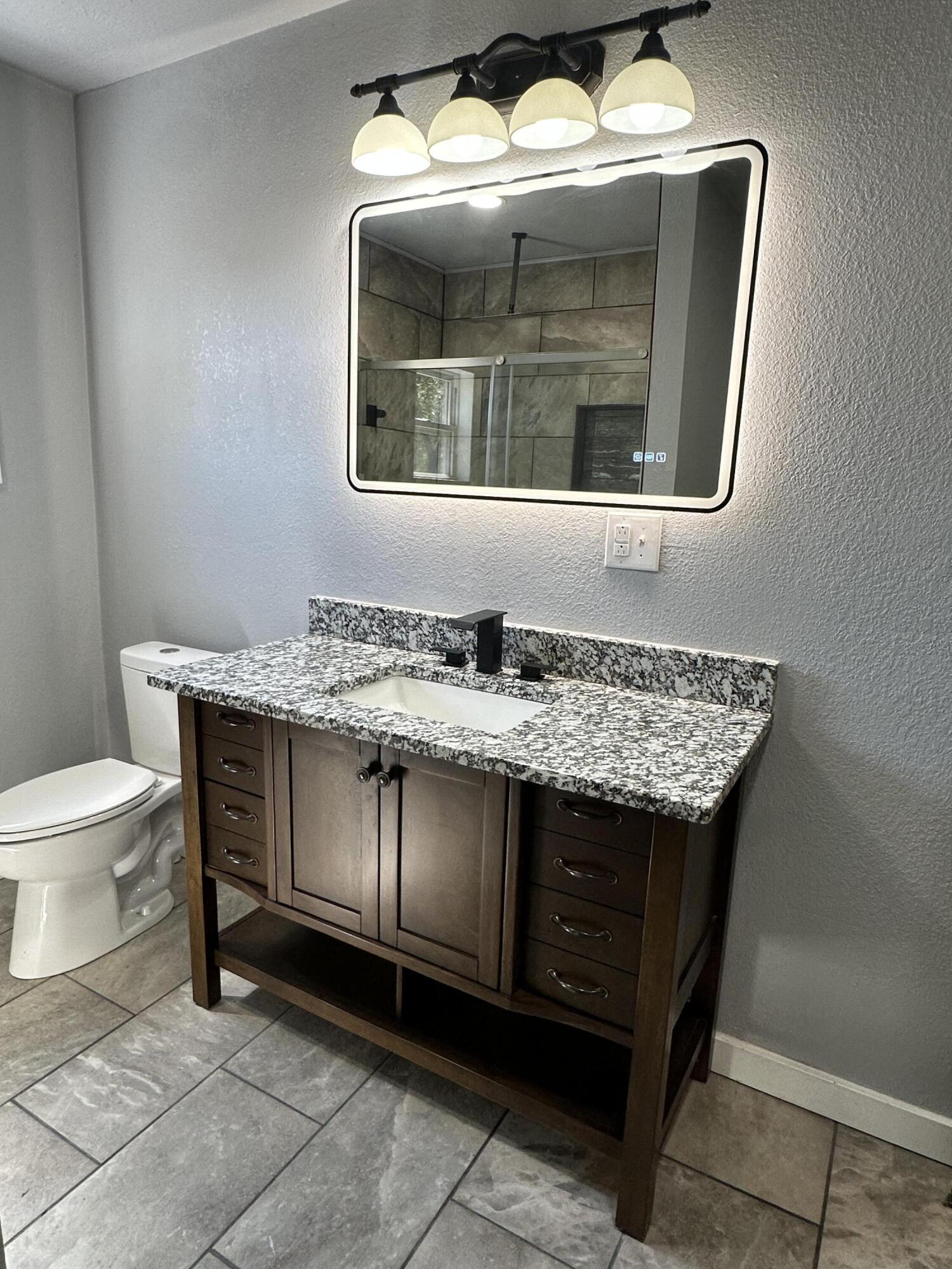 109 North Maple Street Property Photo 10