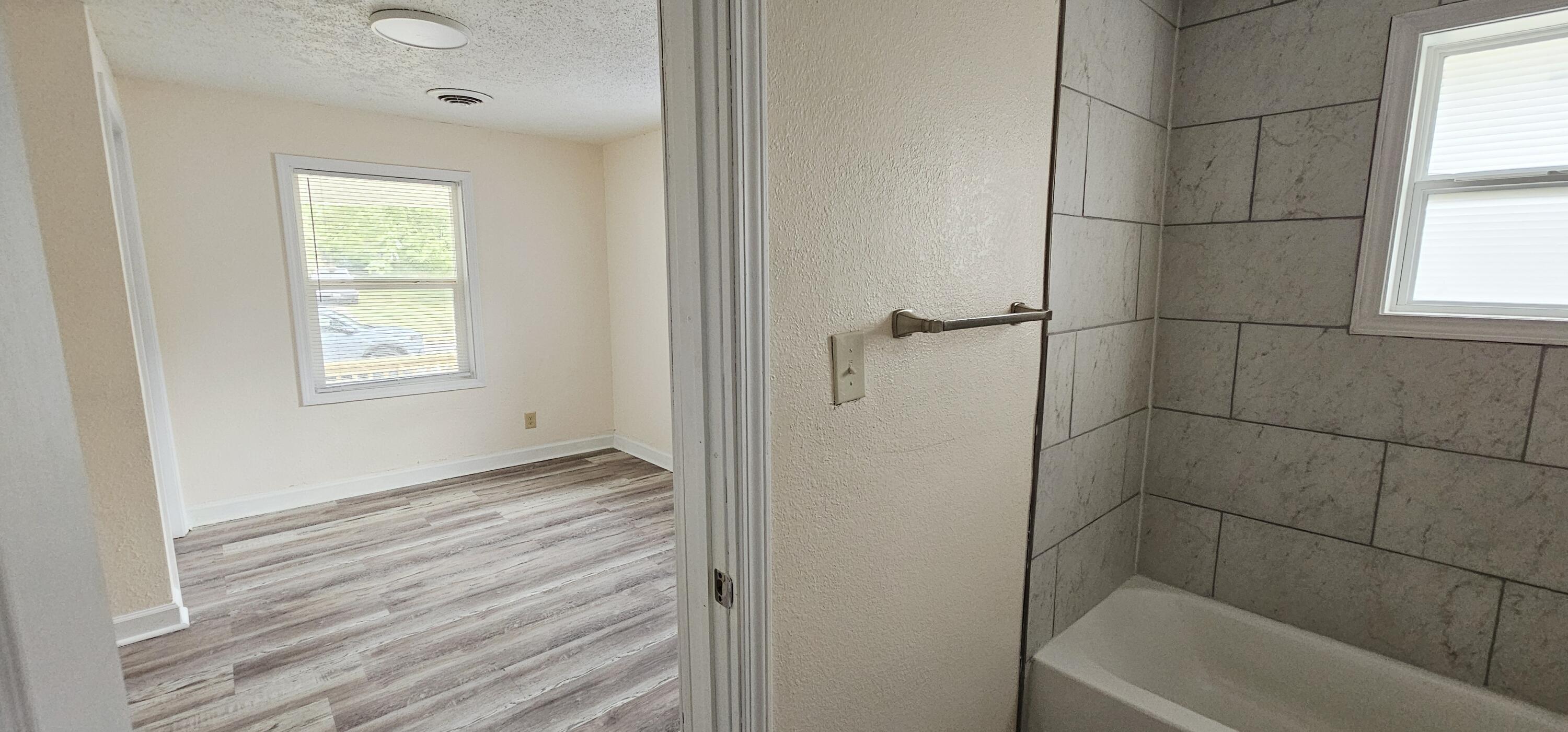 2031 North Fremont Avenue Property Photo 7