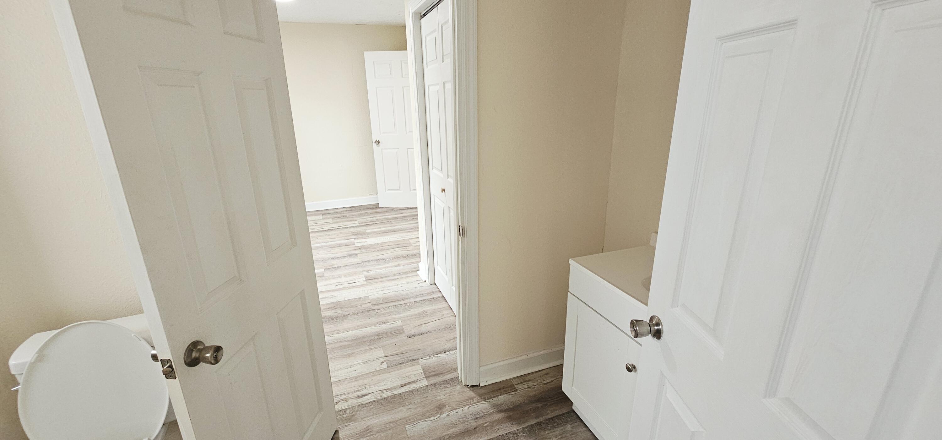 2031 North Fremont Avenue Property Photo 8