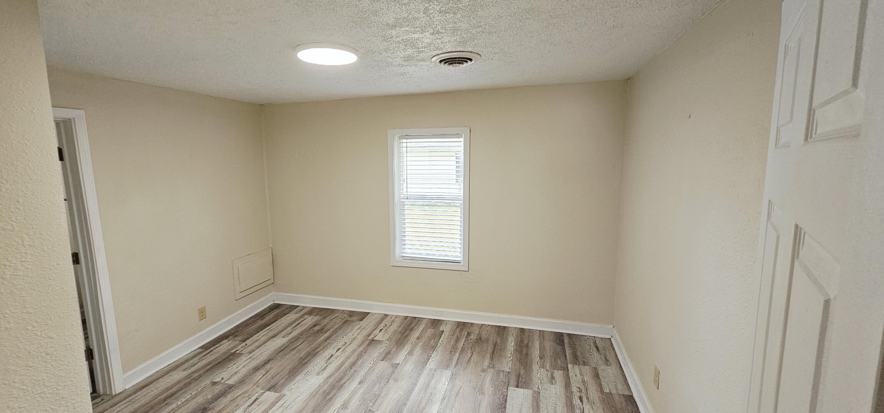 2031 North Fremont Avenue Property Photo 10