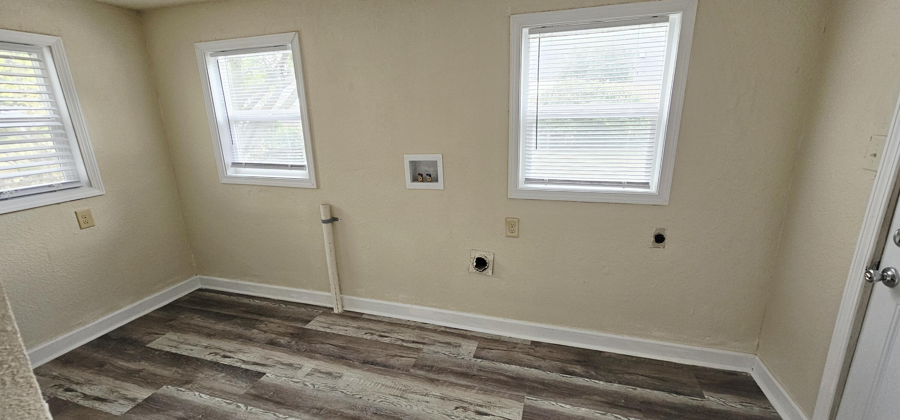 2031 North Fremont Avenue Property Photo 11