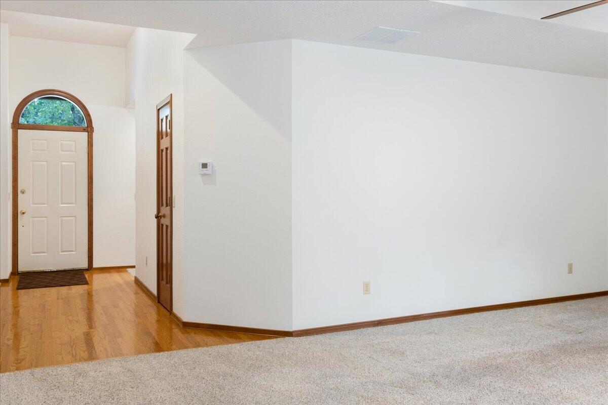 2179 East Richmond Street Property Photo 5