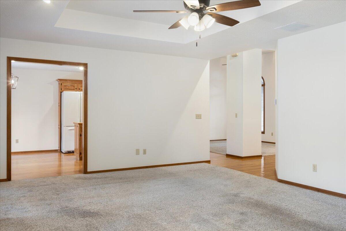 2179 East Richmond Street Property Photo 8