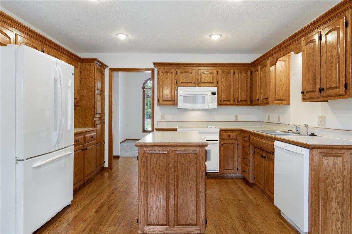 2179 East Richmond Street Property Photo 11