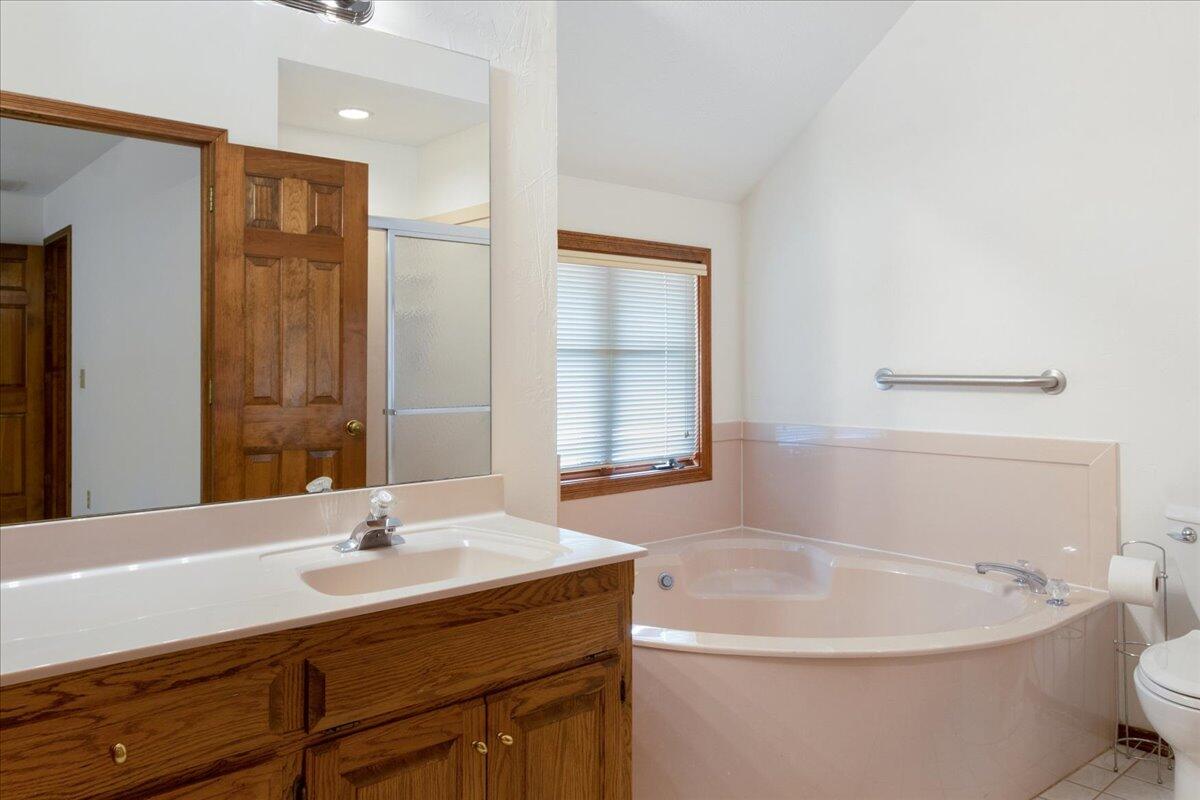 2179 East Richmond Street Property Photo 23