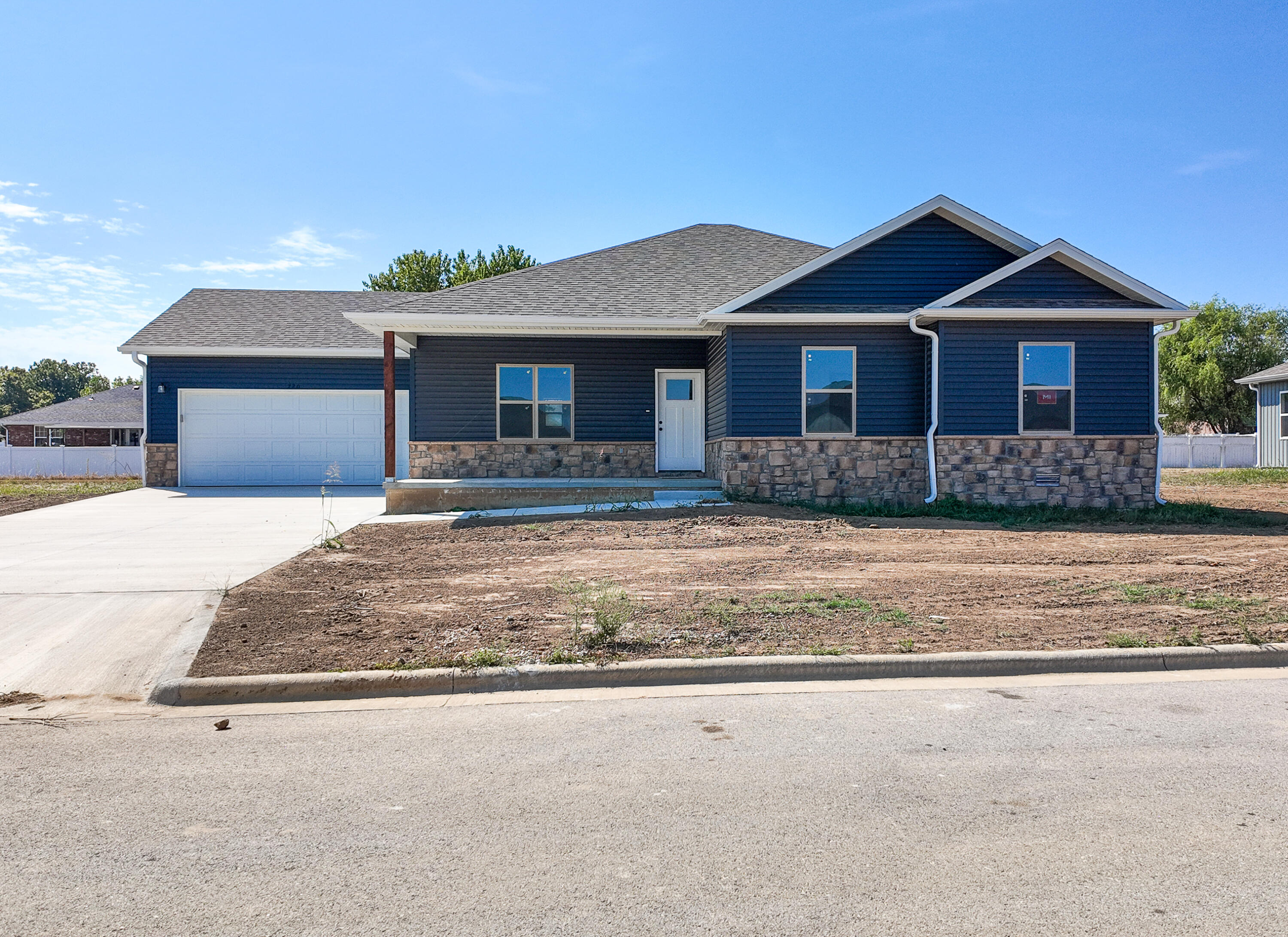 720 East Vivian Street Property Photo 1