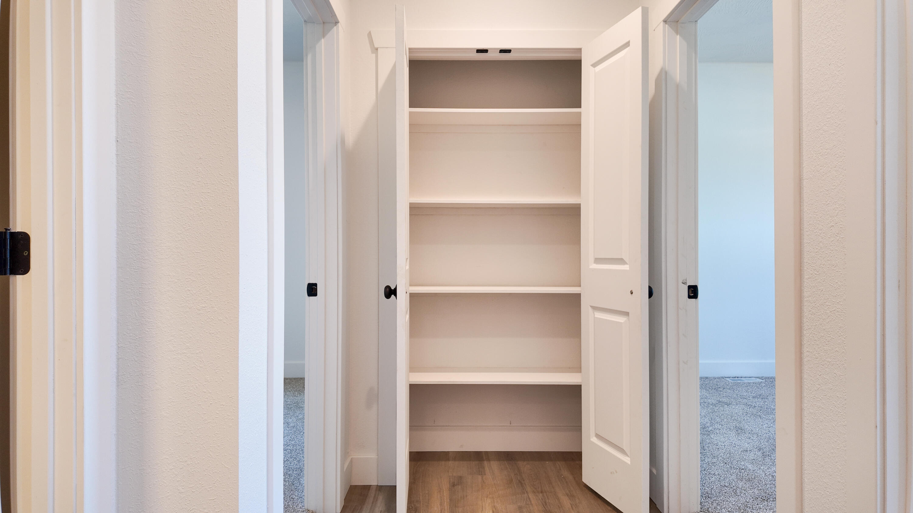 720 East Vivian Street Property Photo 13